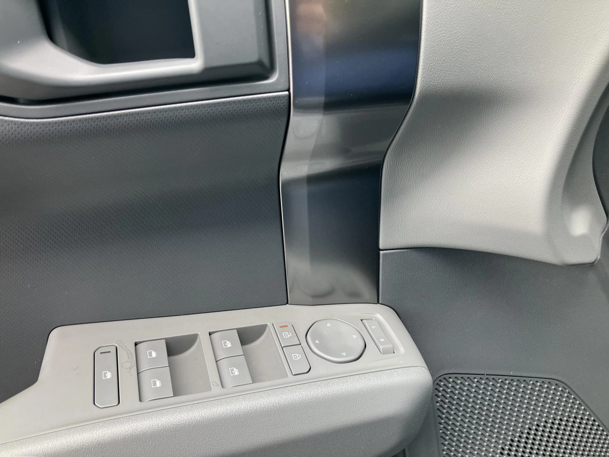 Kia-EV3-image-13