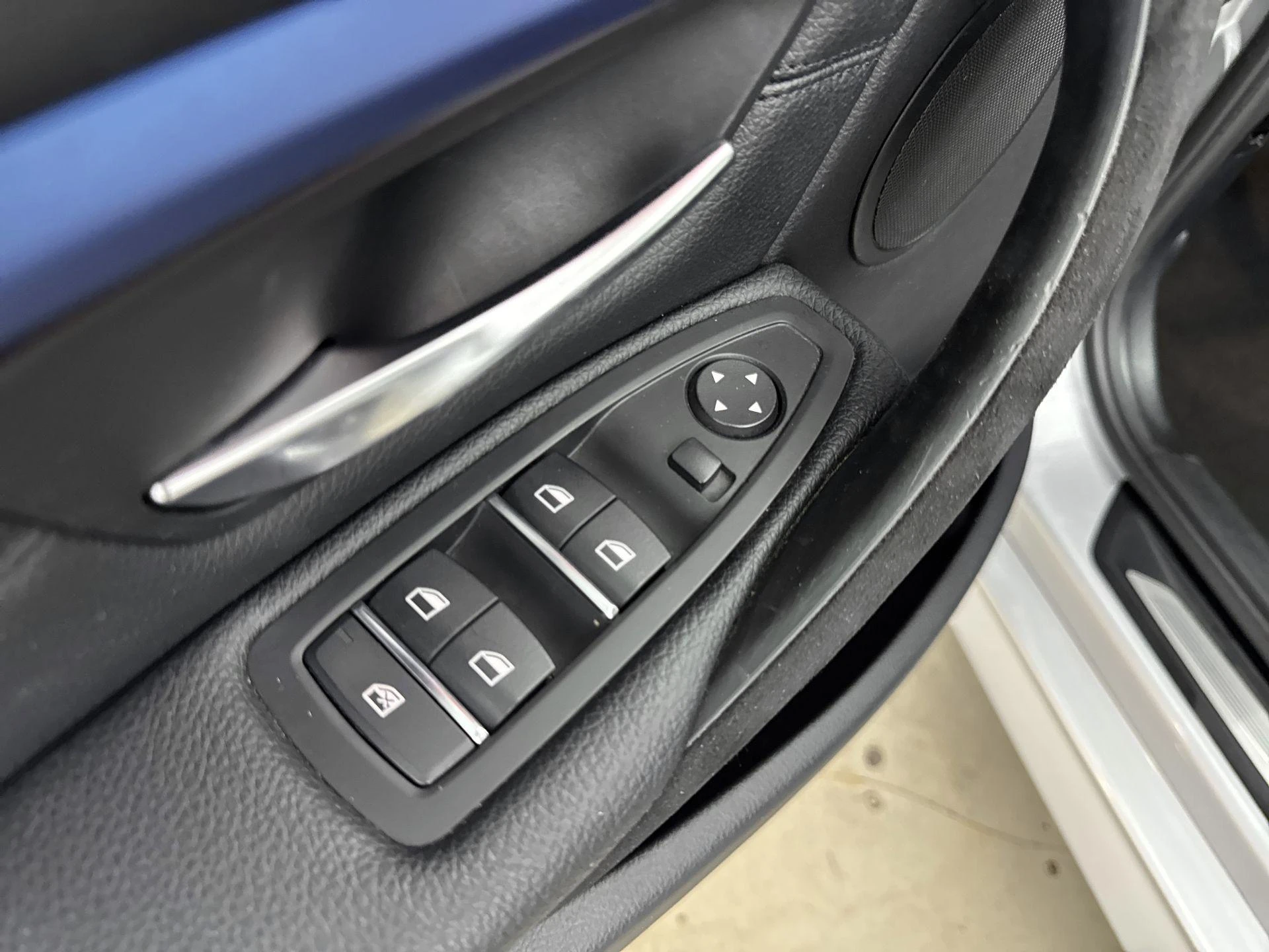 BMW-3 Serie-image-13
