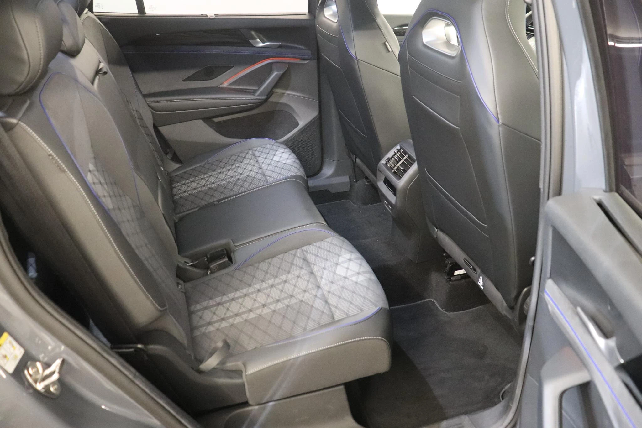 Volkswagen Tayron 1.5 TSI mHEV ACT OPF 110kW DSG R-Line