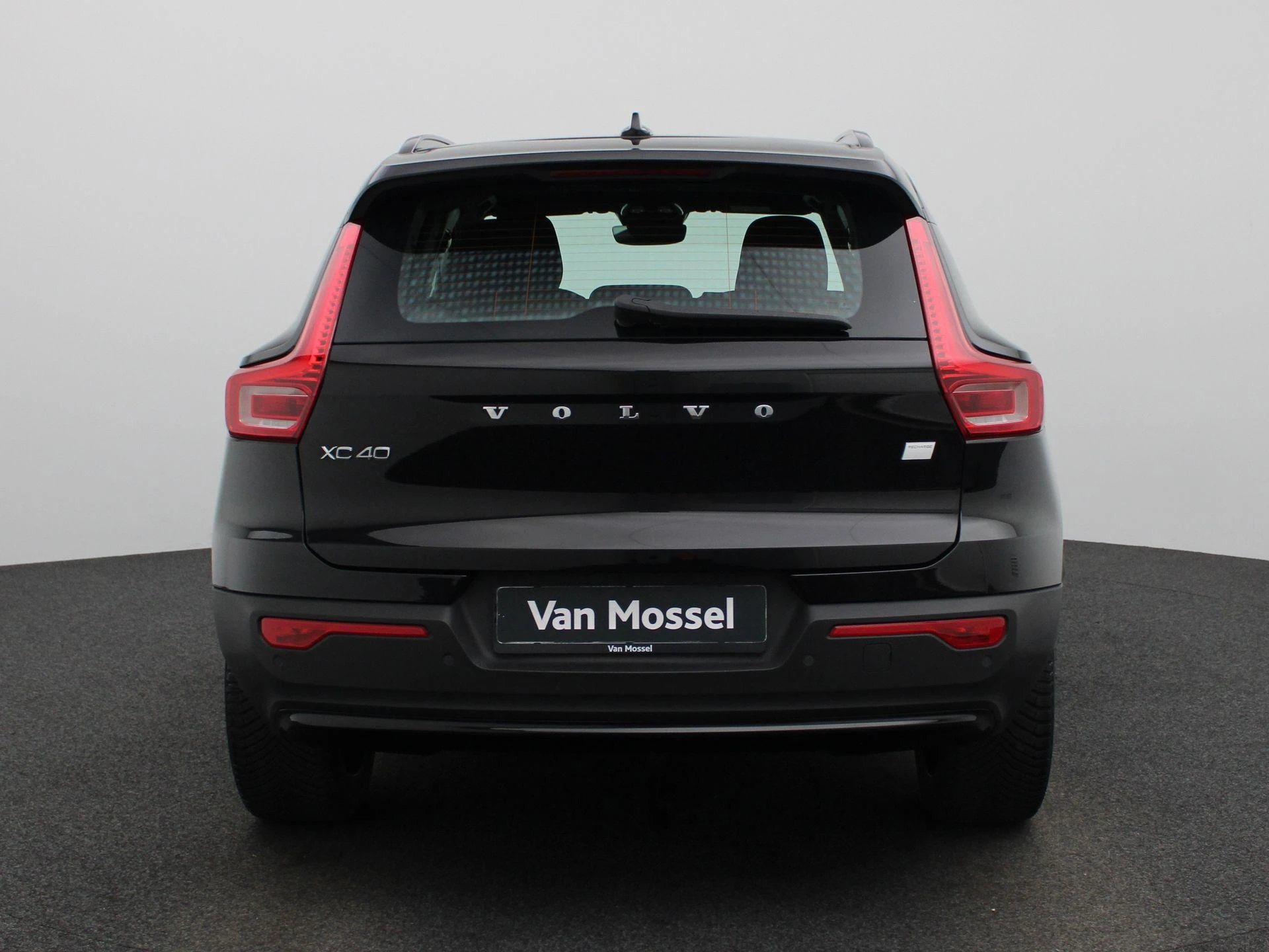 Volvo-XC40-image-4