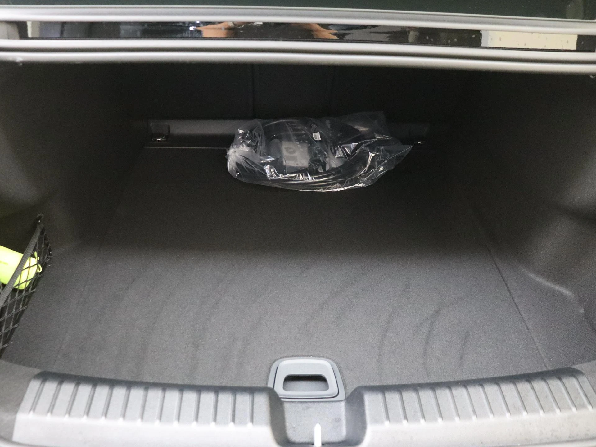 Mercedes-Benz-C-Klasse-image-30