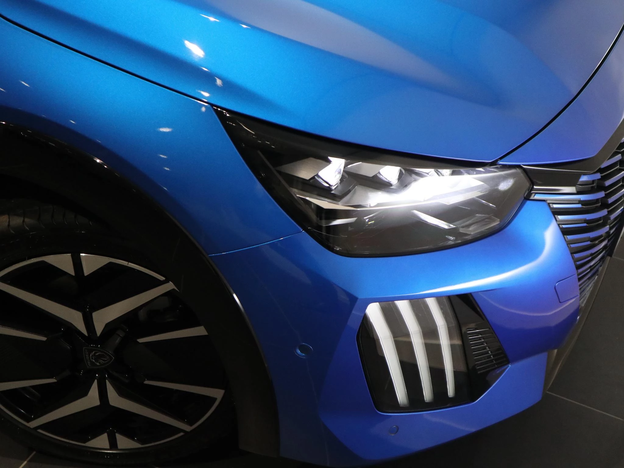 Peugeot-e-208-image-34