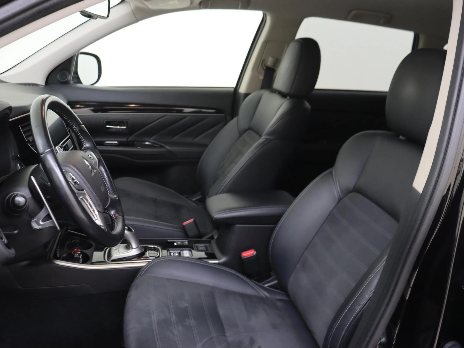 Mitsubishi Outlander 2.4 PHEV Intense
