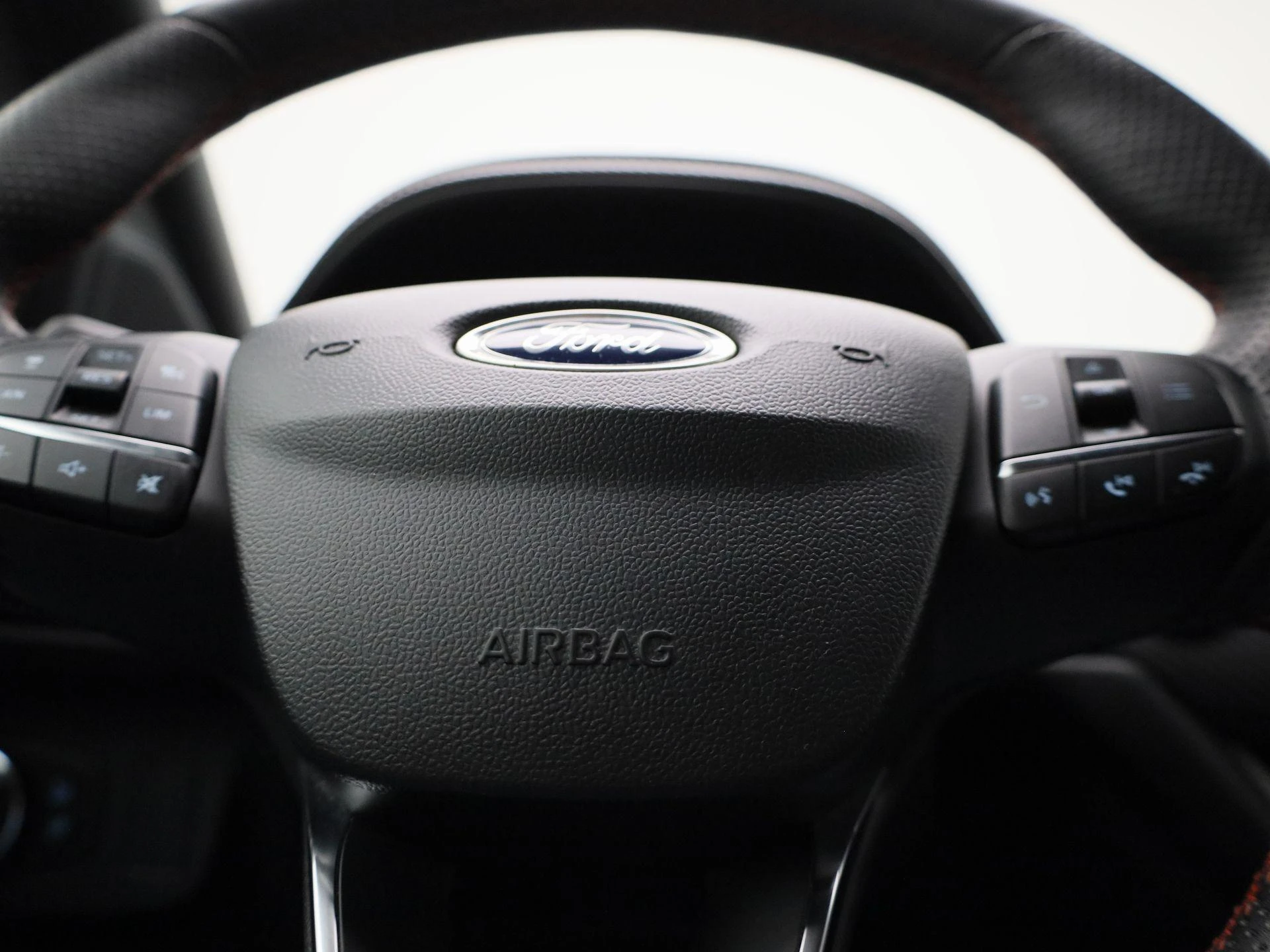 Ford-Puma-image-27