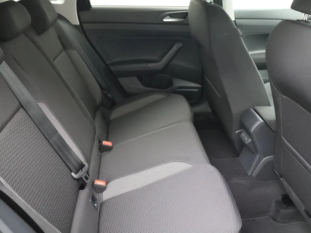 Volkswagen-Taigo-image-8
