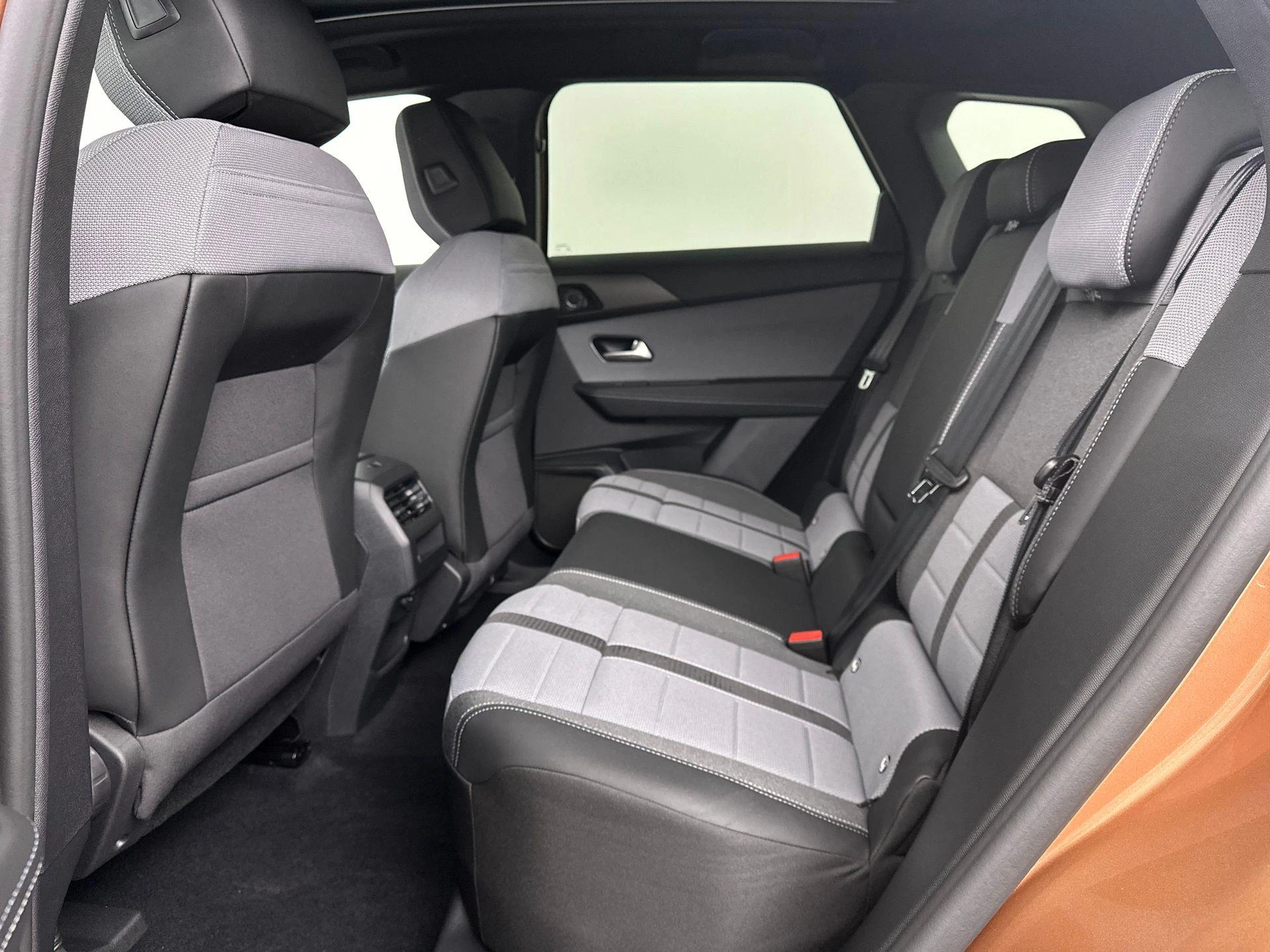 Opel-Grandland-image-17