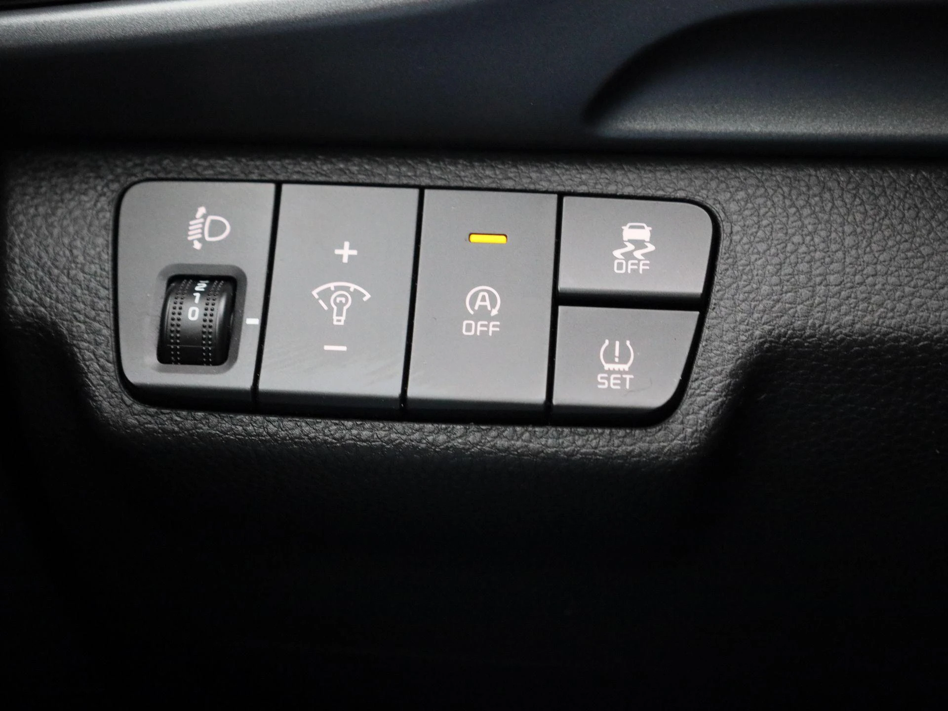 Kia-Stonic-image-22