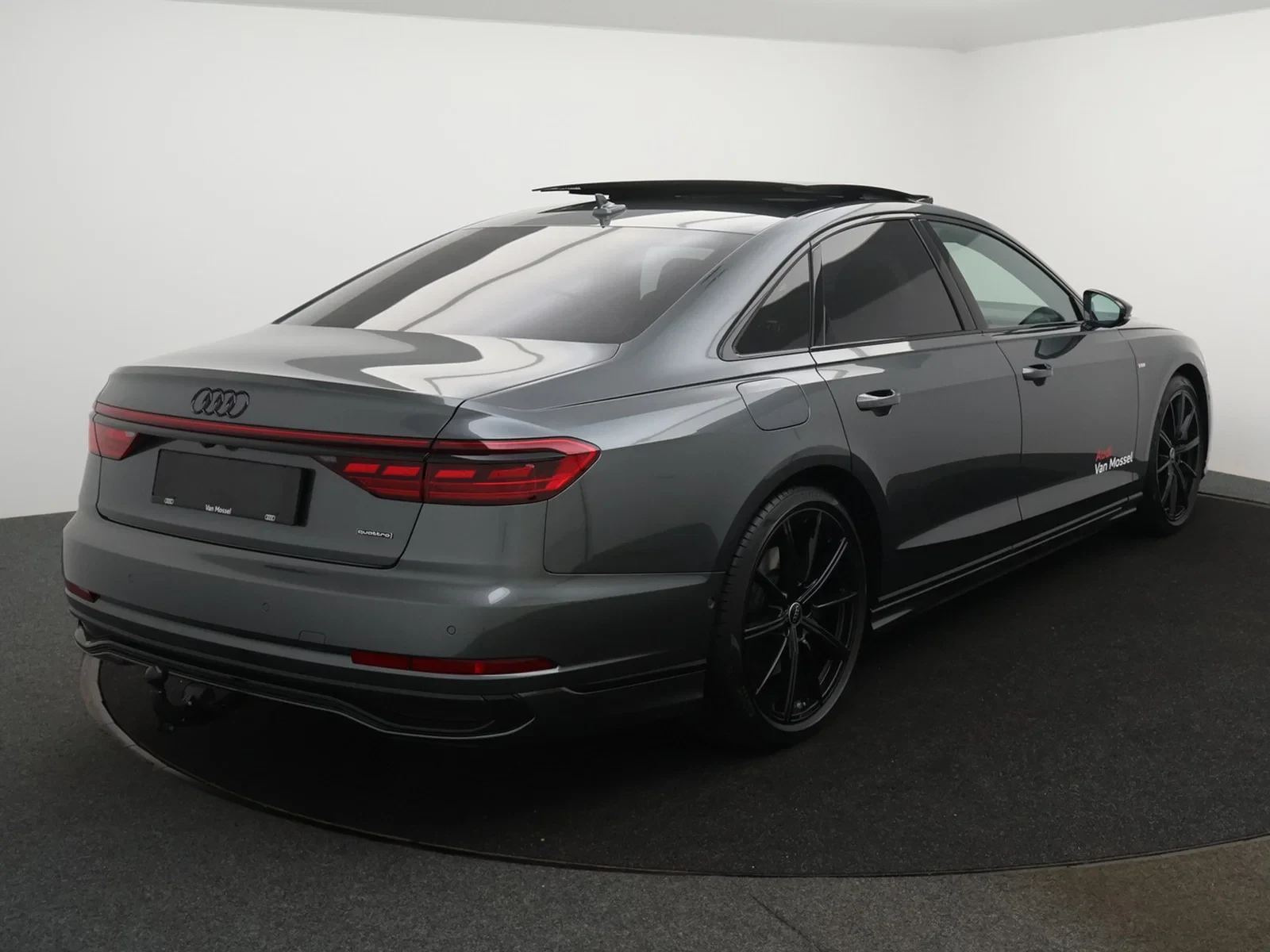 Audi-A8-image-1