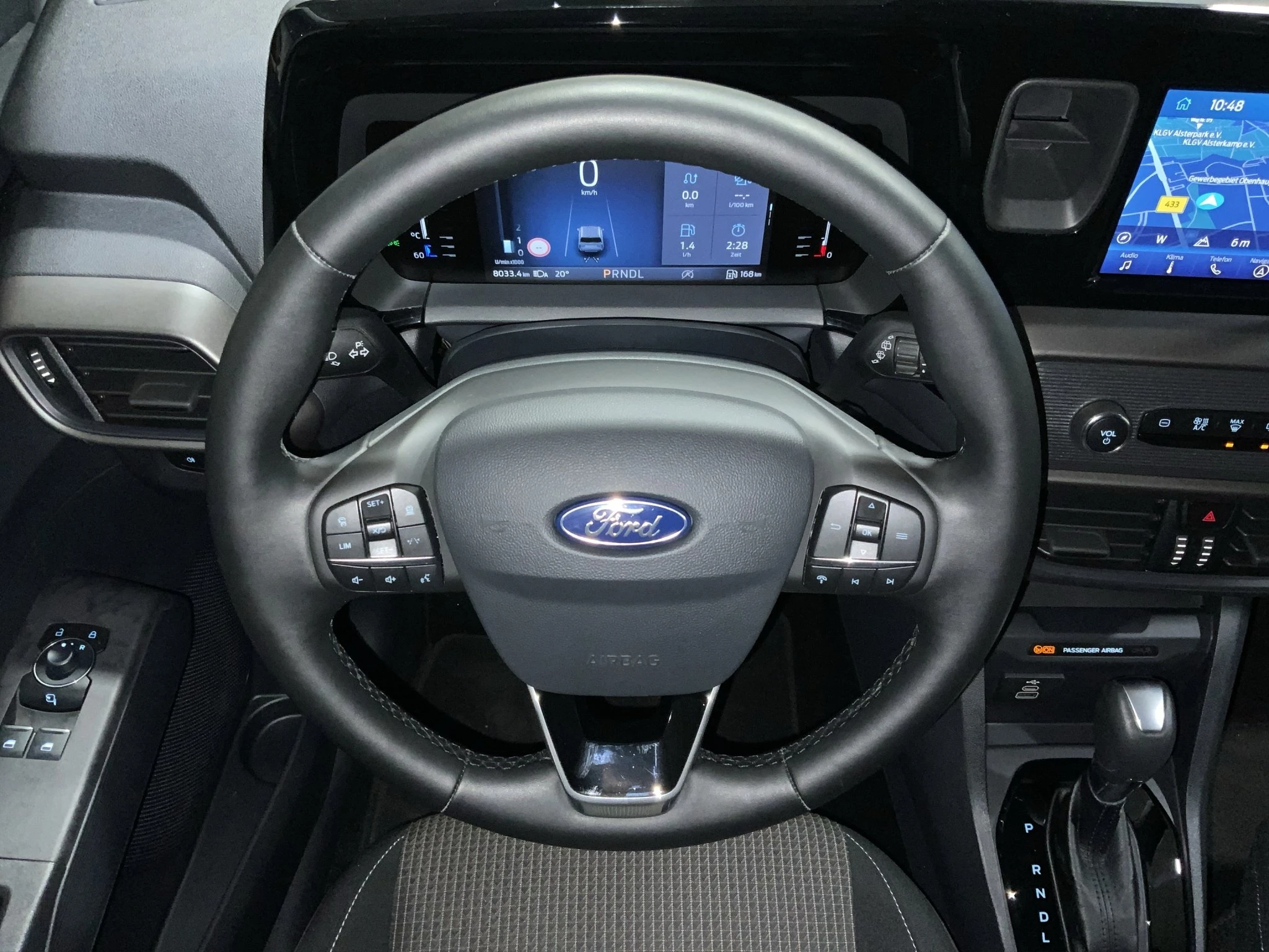 Ford-Tourneo Courier-image-12