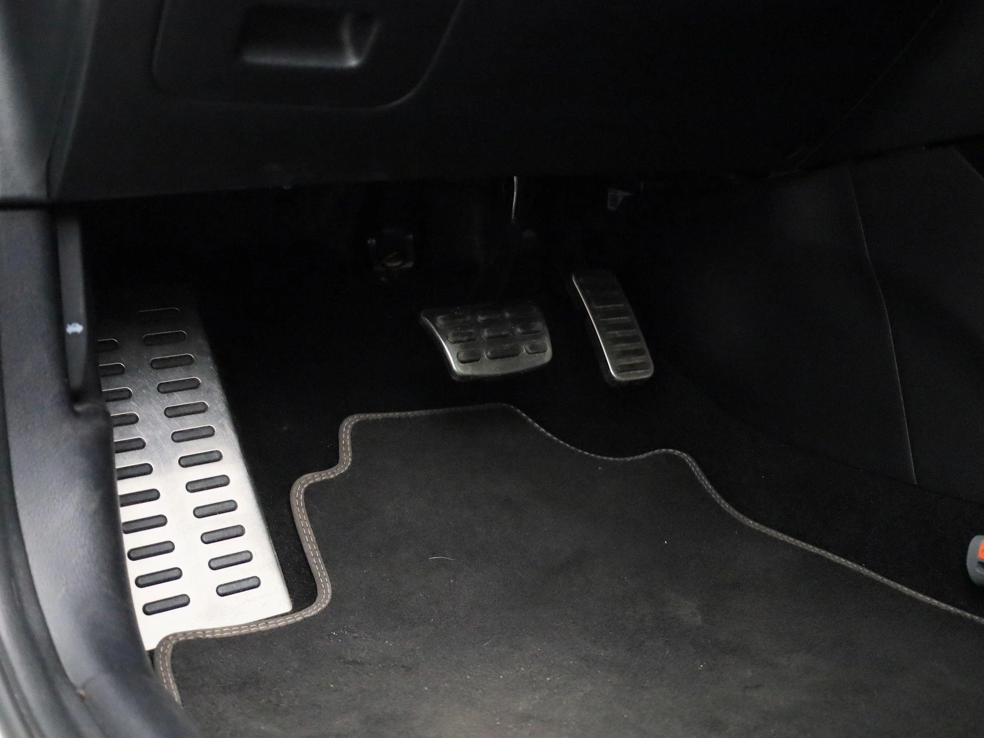 Kia-Ceed Sportswagon-image-34