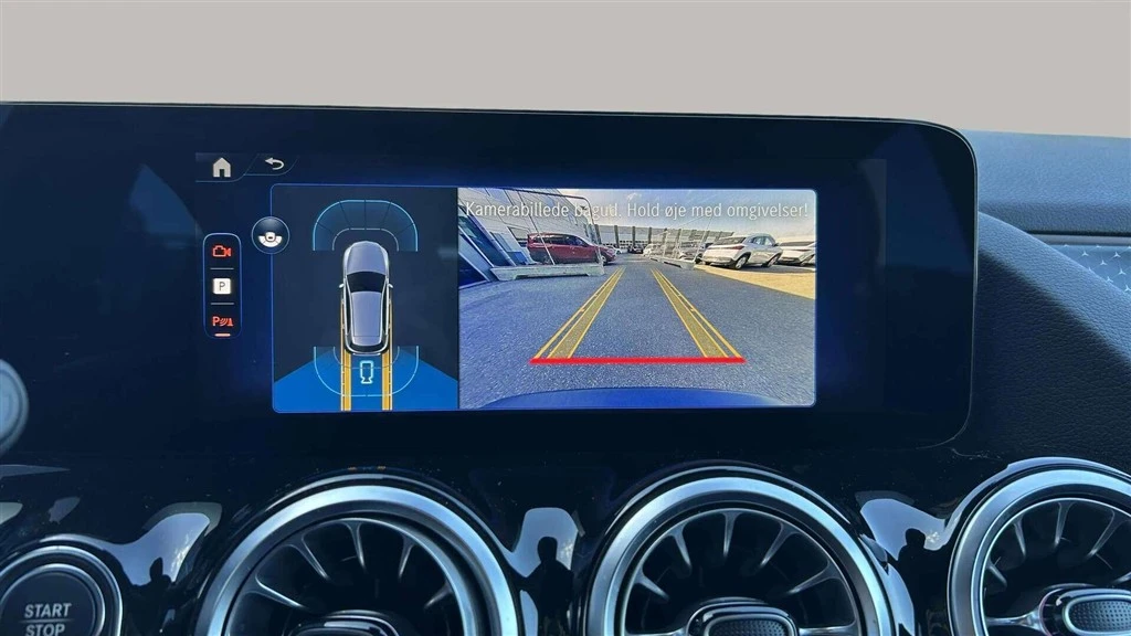 Mercedes-Benz-EQA-image-14