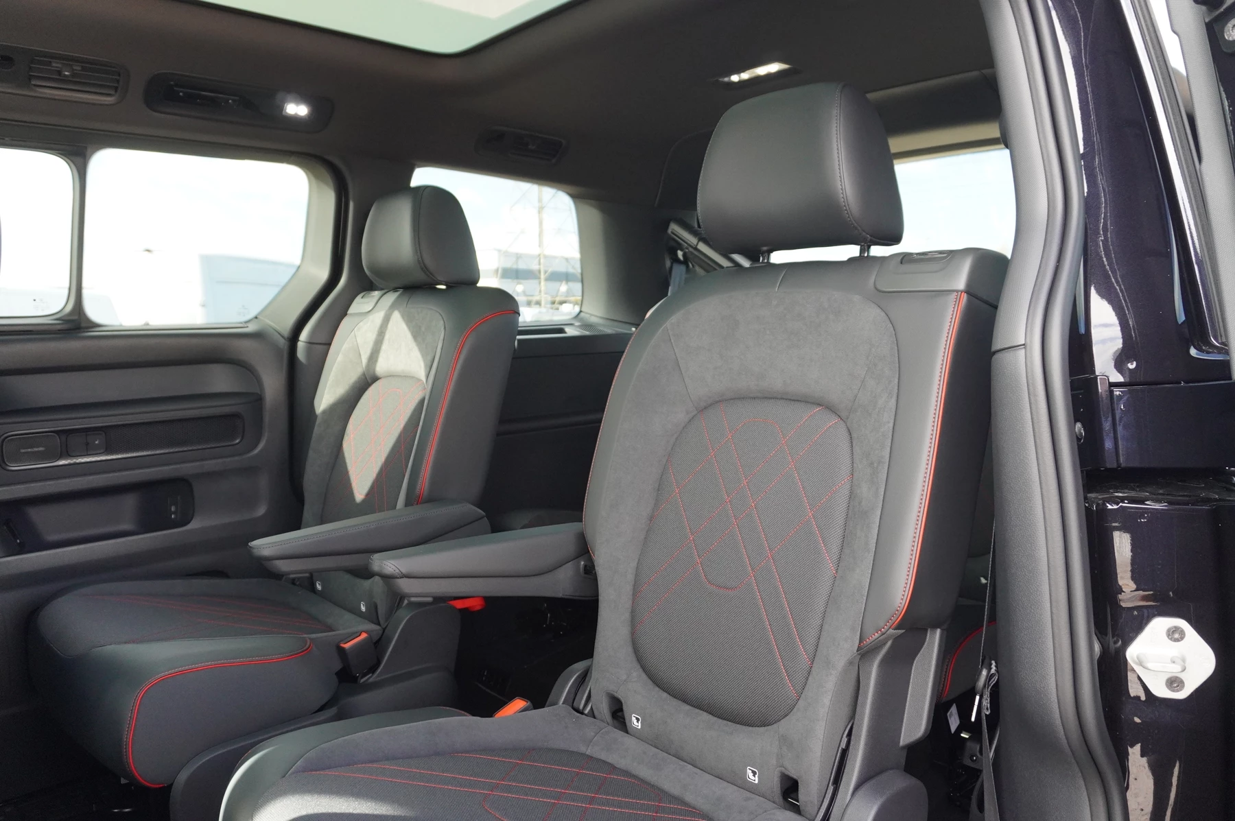 Volkswagen-ID. Buzz-image-43