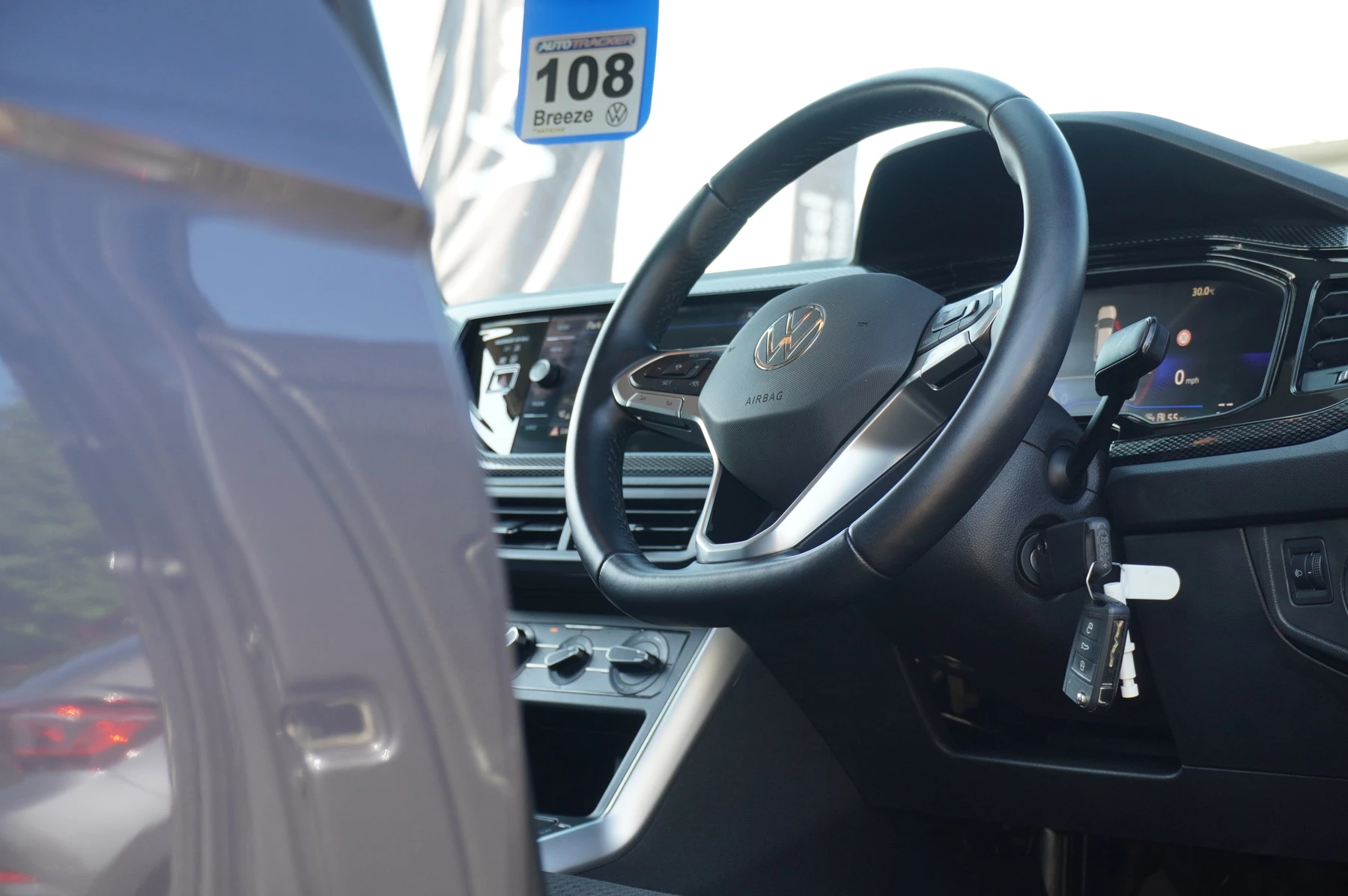 Volkswagen-Polo-image-30