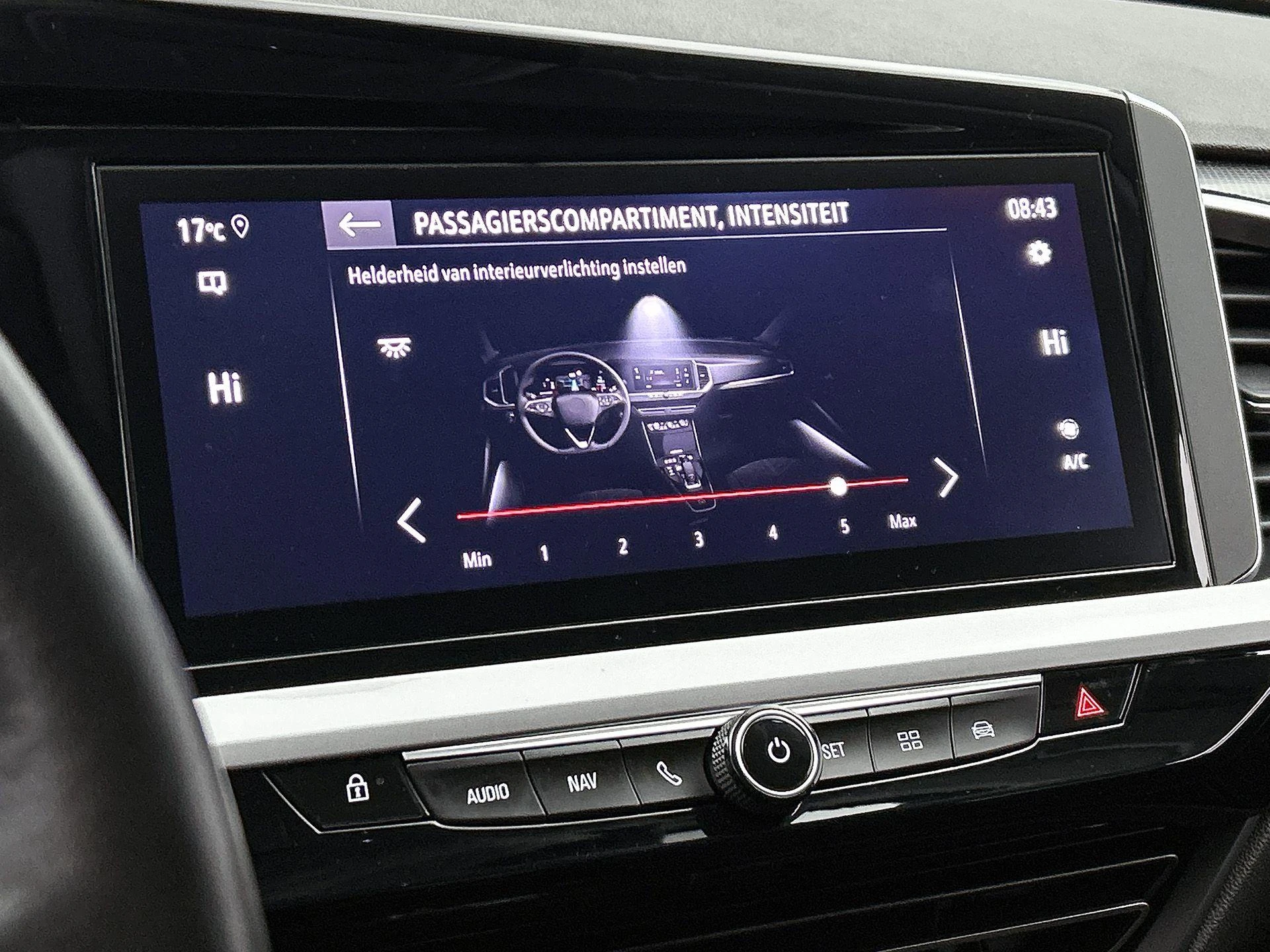 Opel-Grandland-image-37