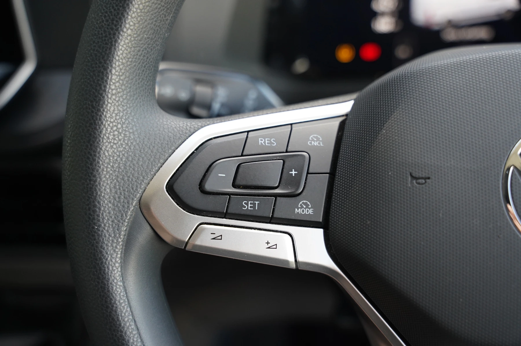 Volkswagen-Crafter-image-14