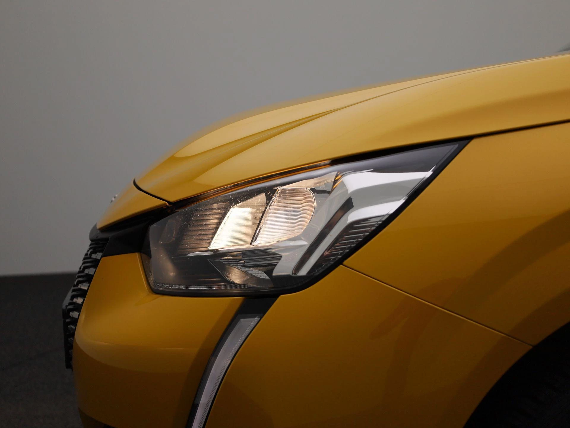 Peugeot-208-image-14