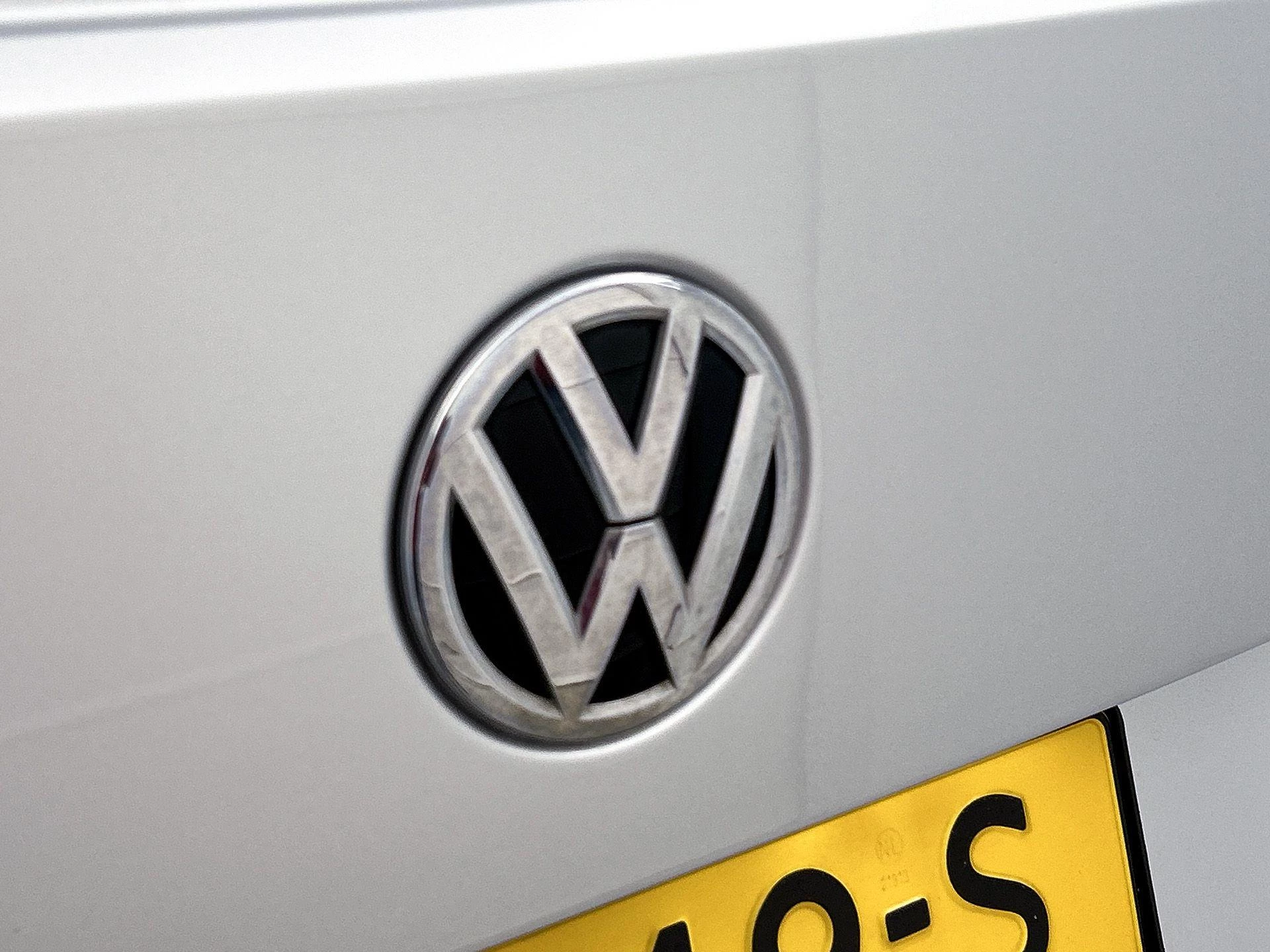 Volkswagen-Transporter-image-21