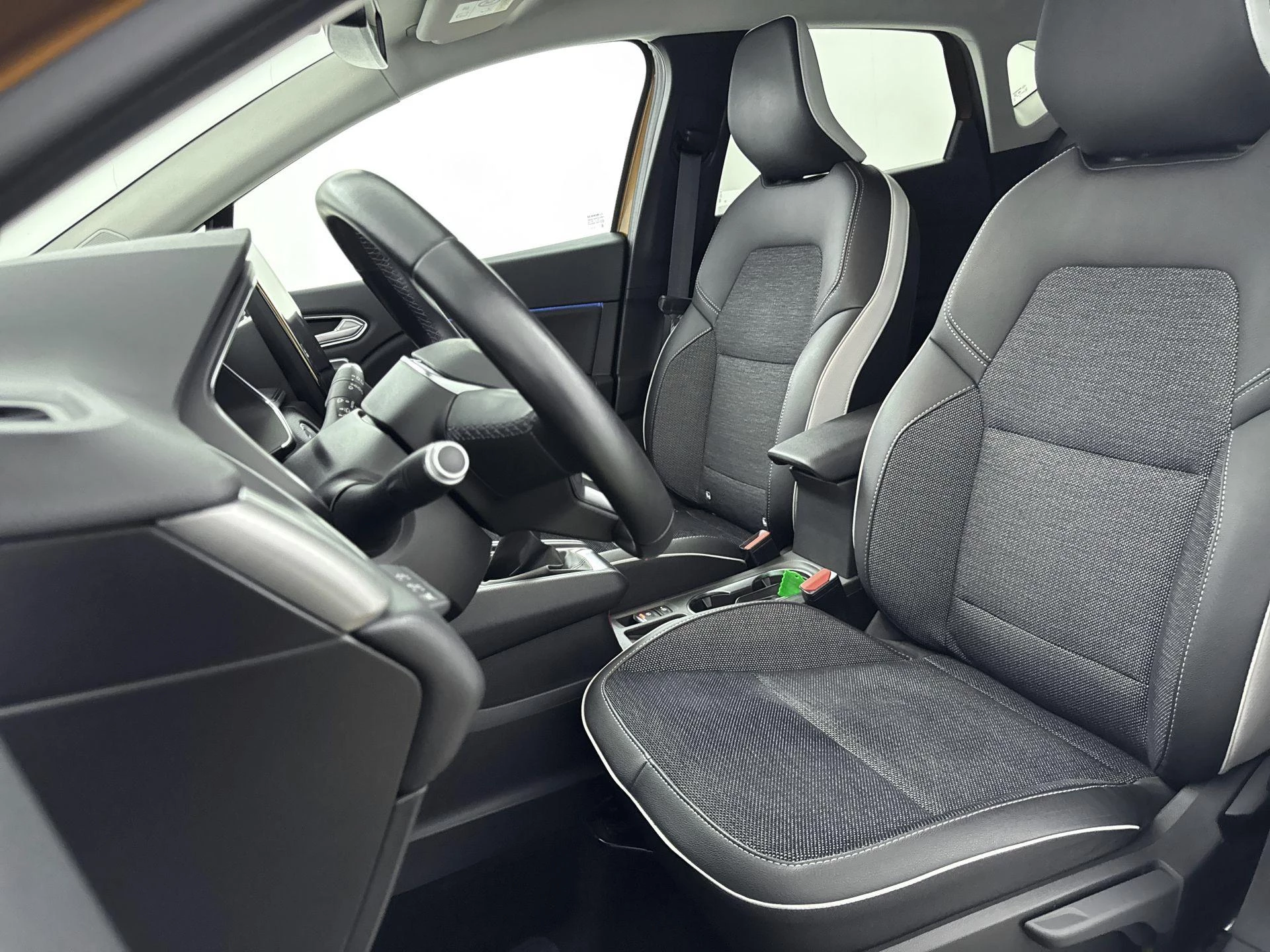 Renault-Captur-image-21