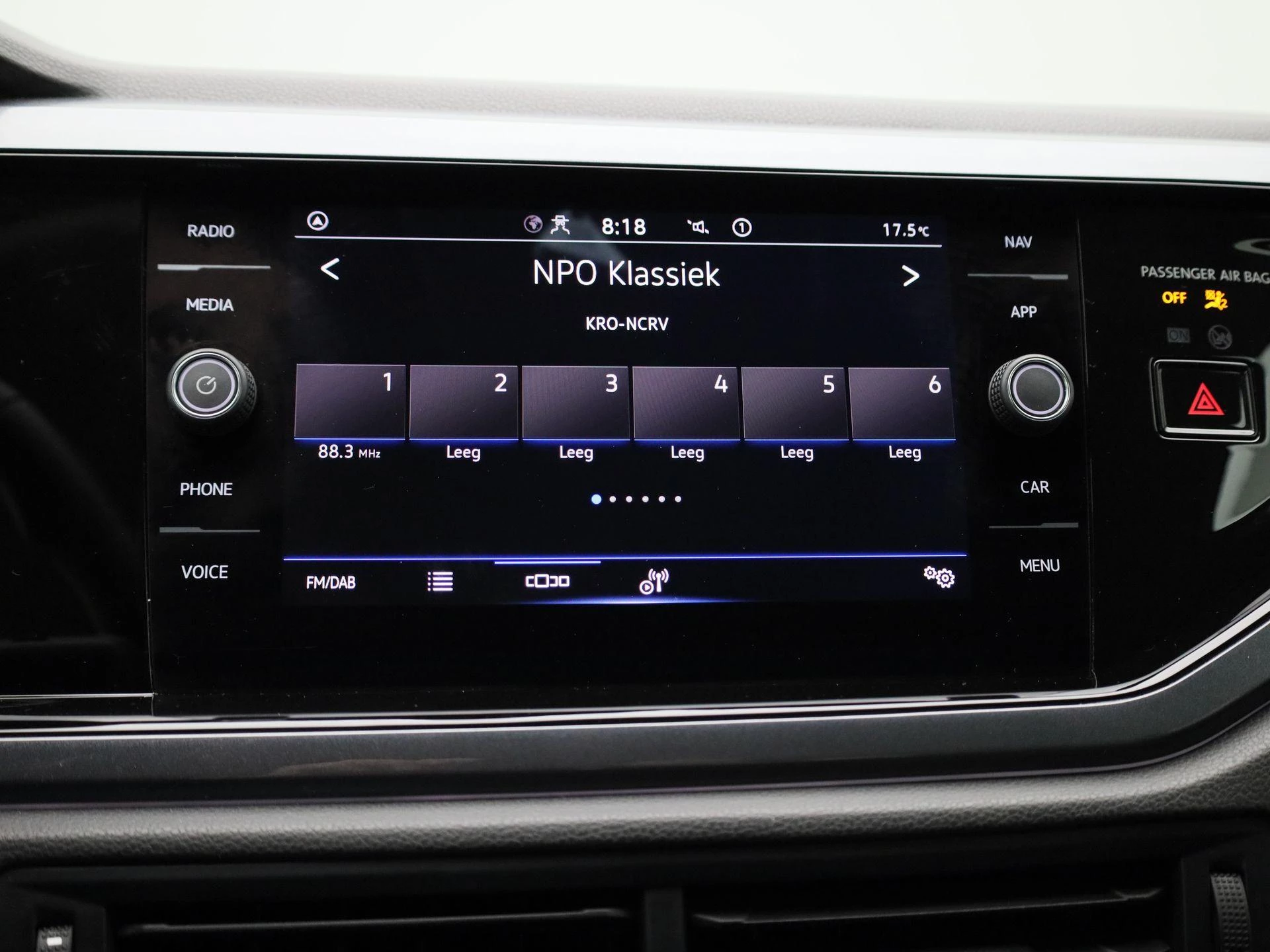 Volkswagen-Polo-image-14
