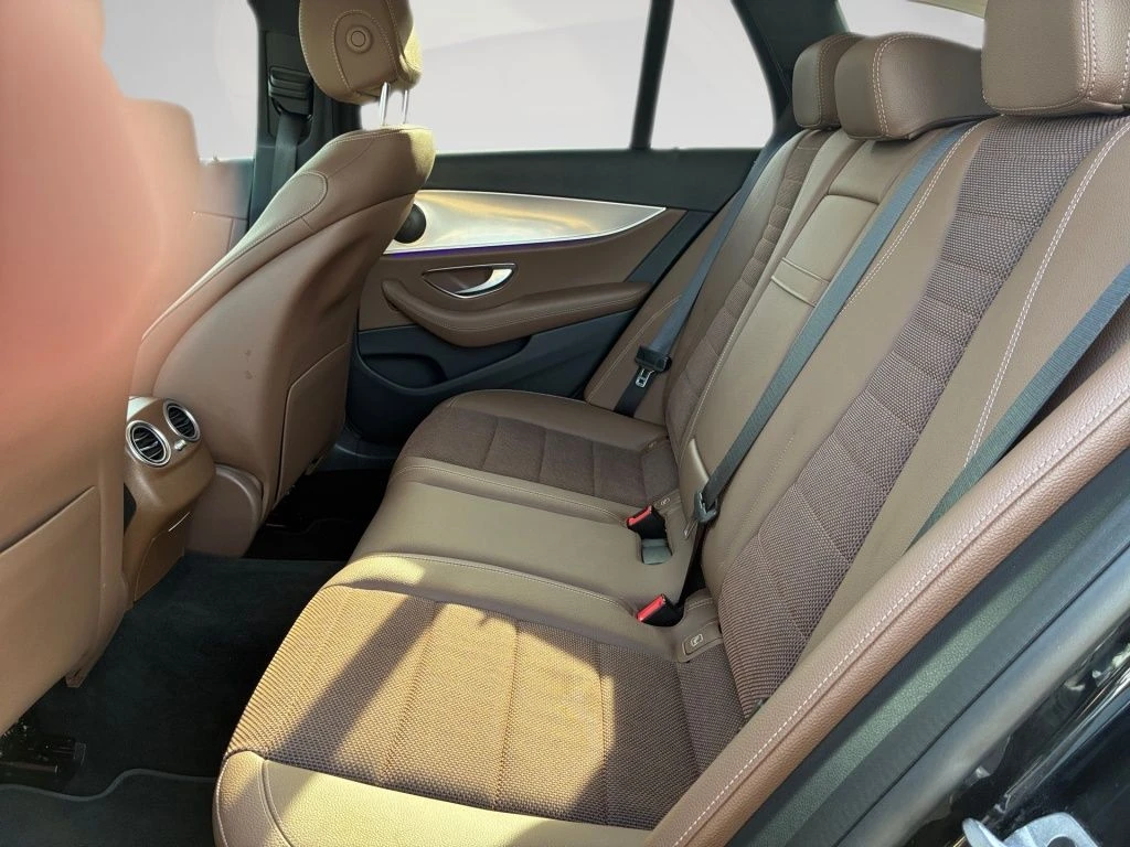 Mercedes-Benz-E-Klasse 220-image-8