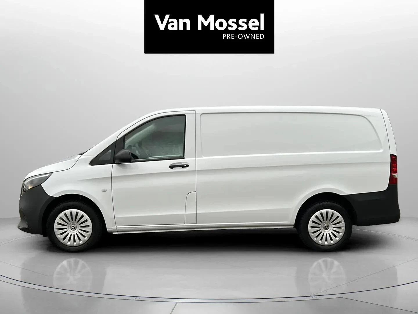 Mercedes-Benz-Vito-image-1