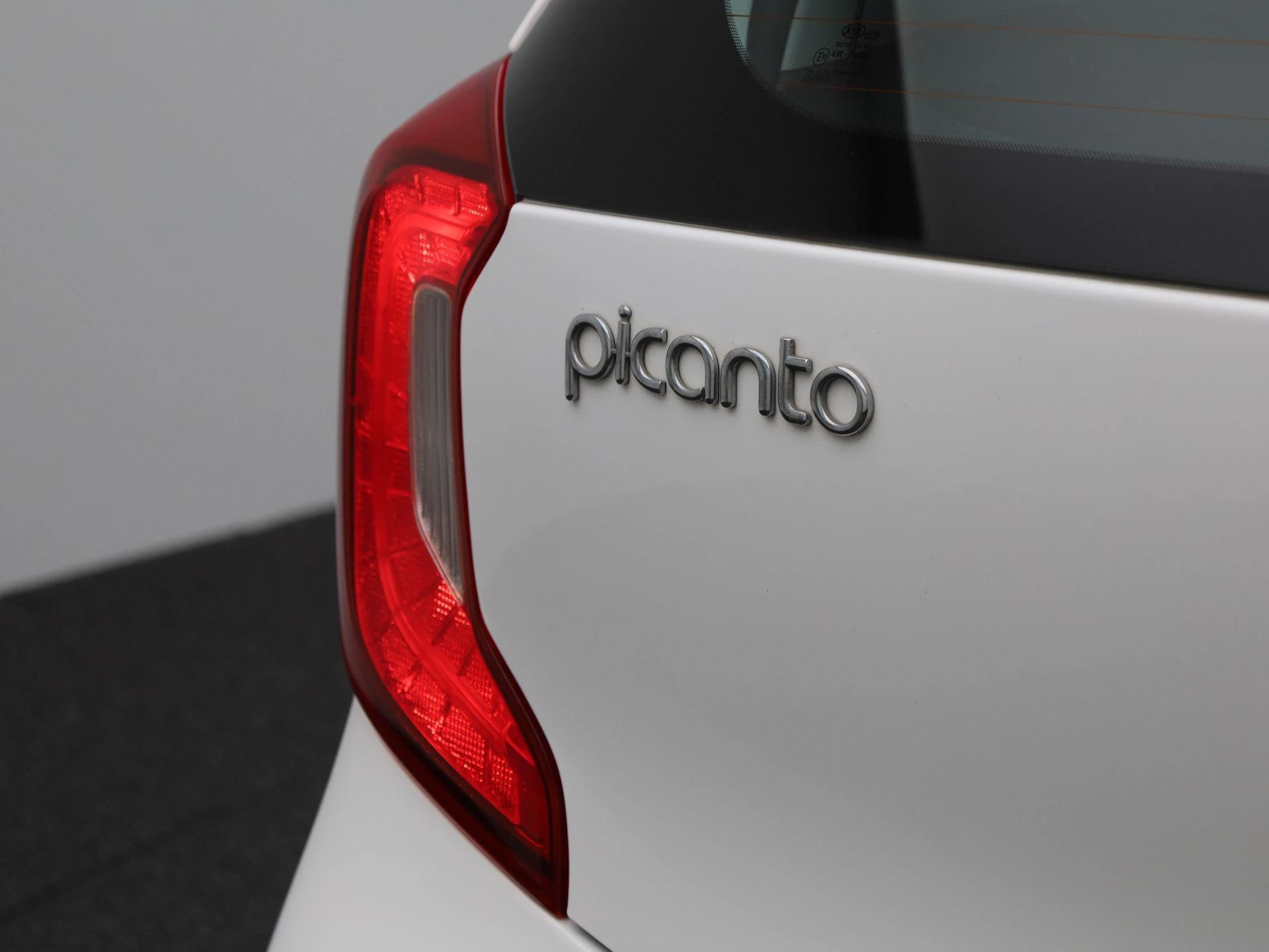 Kia-Picanto-image-32