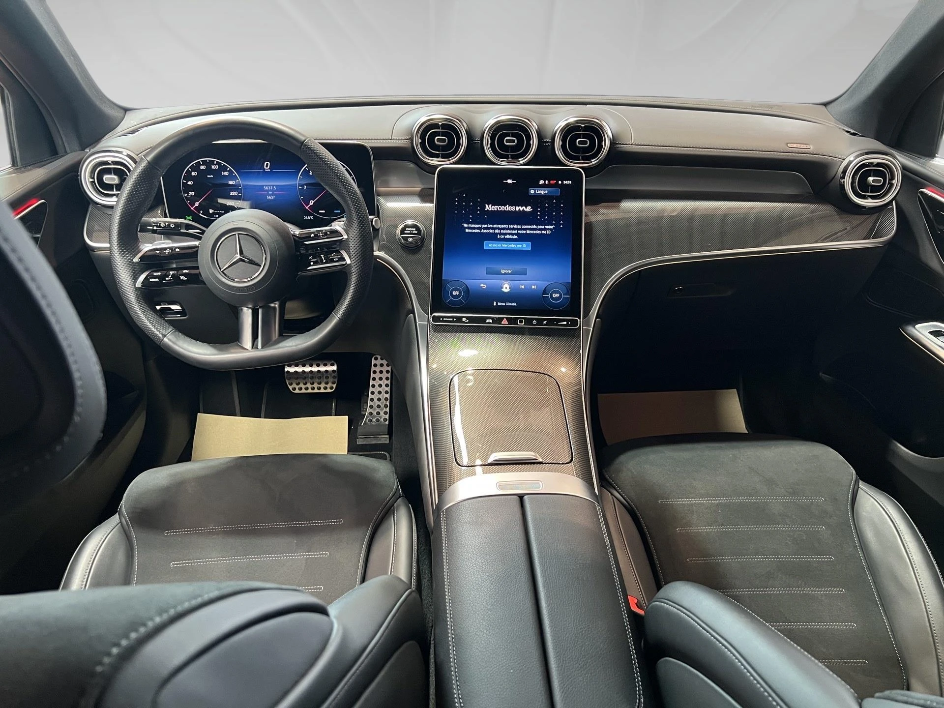 Mercedes-Benz-GLC-image-1