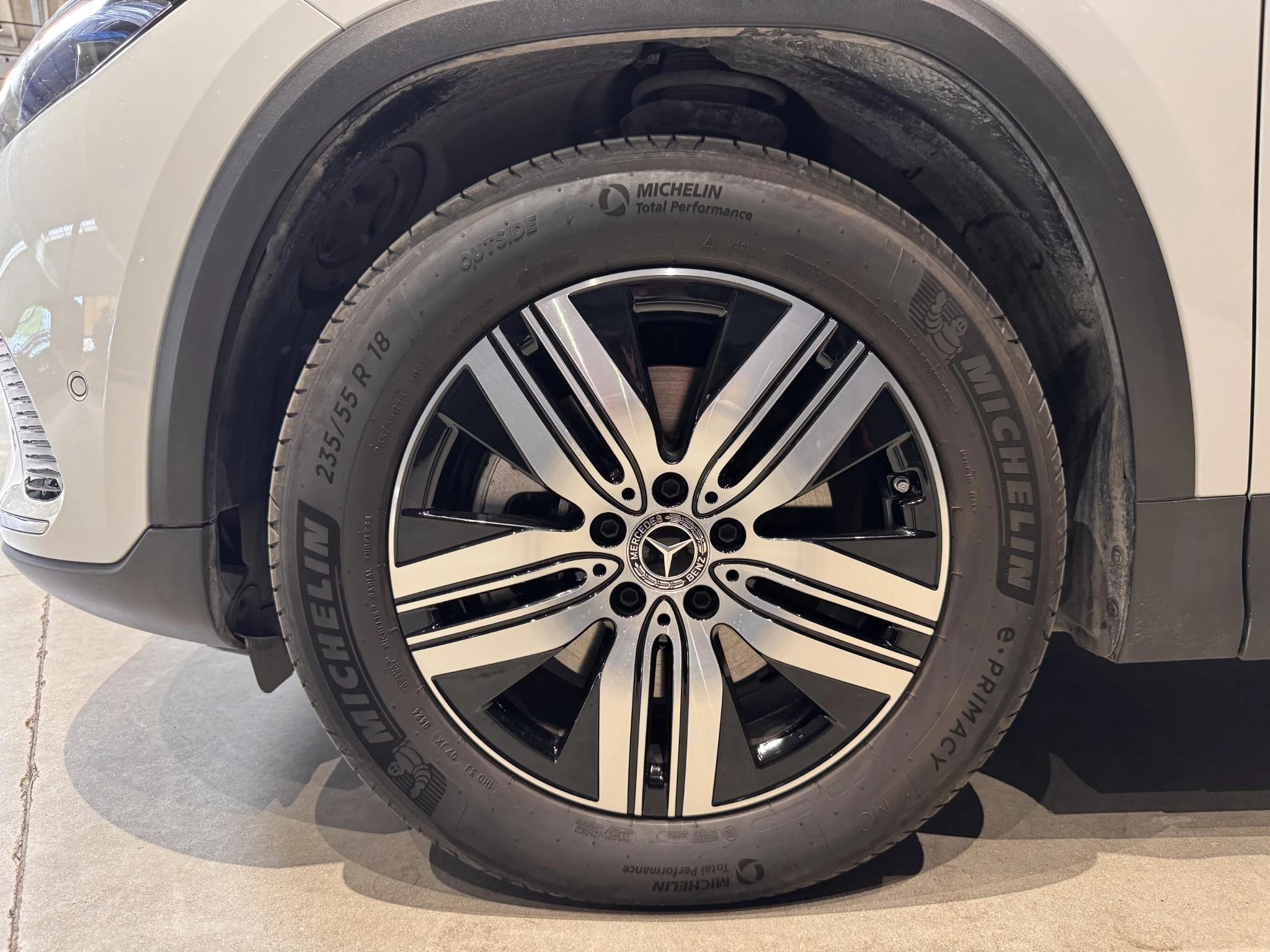 Mercedes-Benz-EQA-image-6