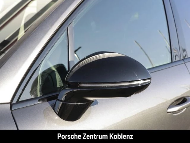 Porsche Cayenne E-Hybrid Black Edition black edition