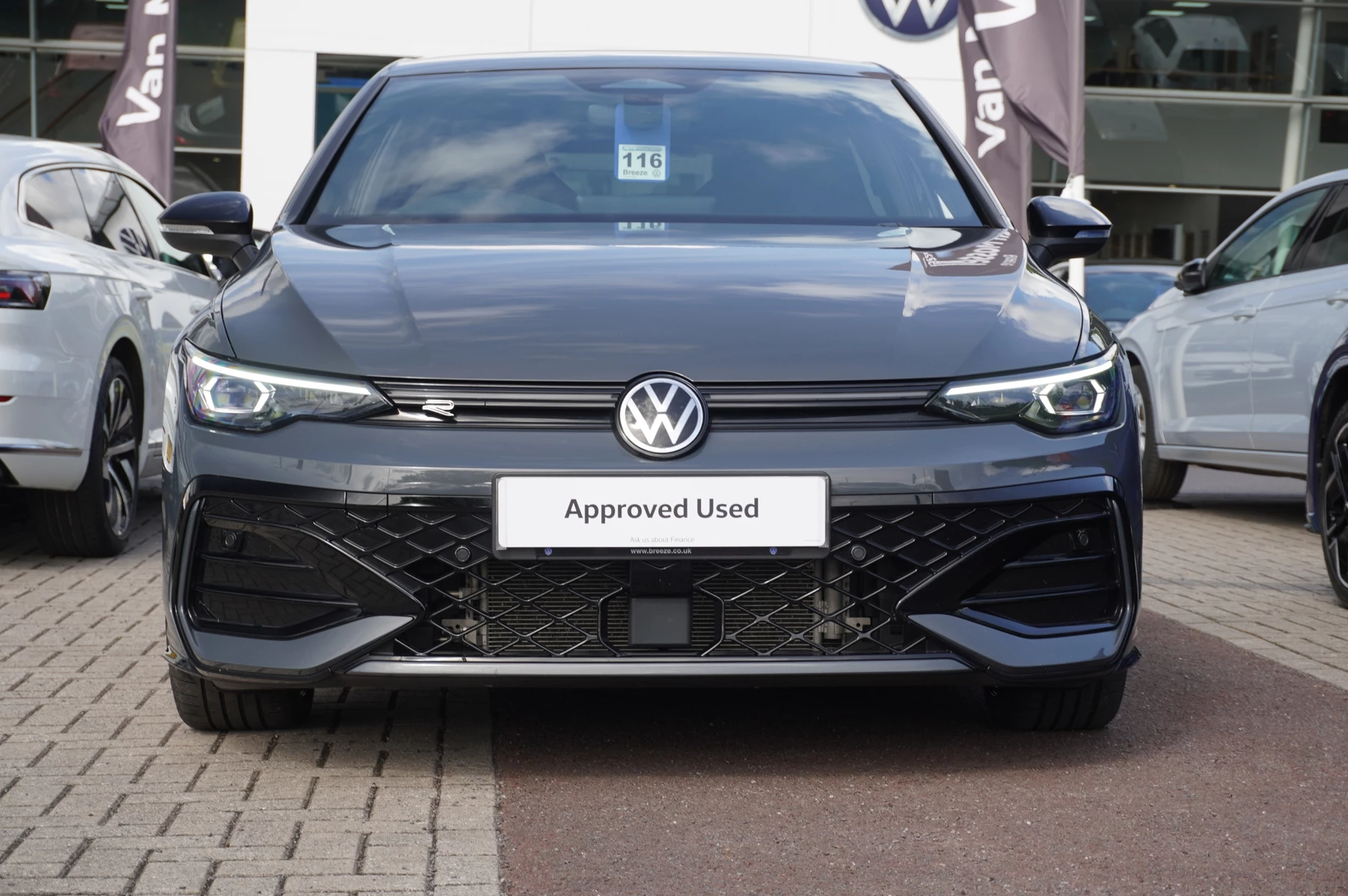 Volkswagen-Golf-image-6
