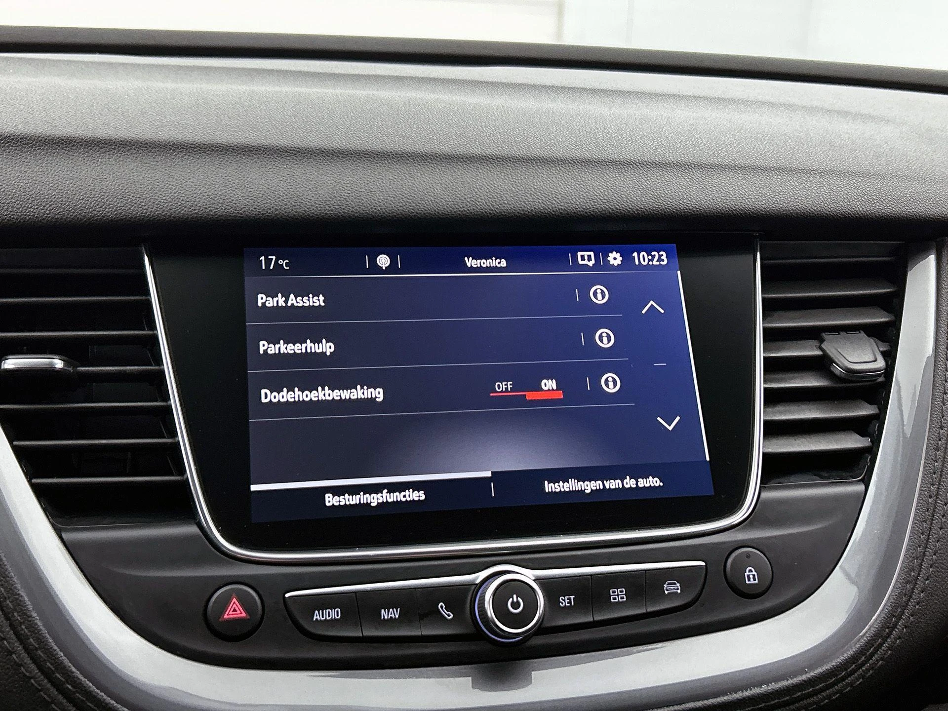 Opel-Grandland X-image-11