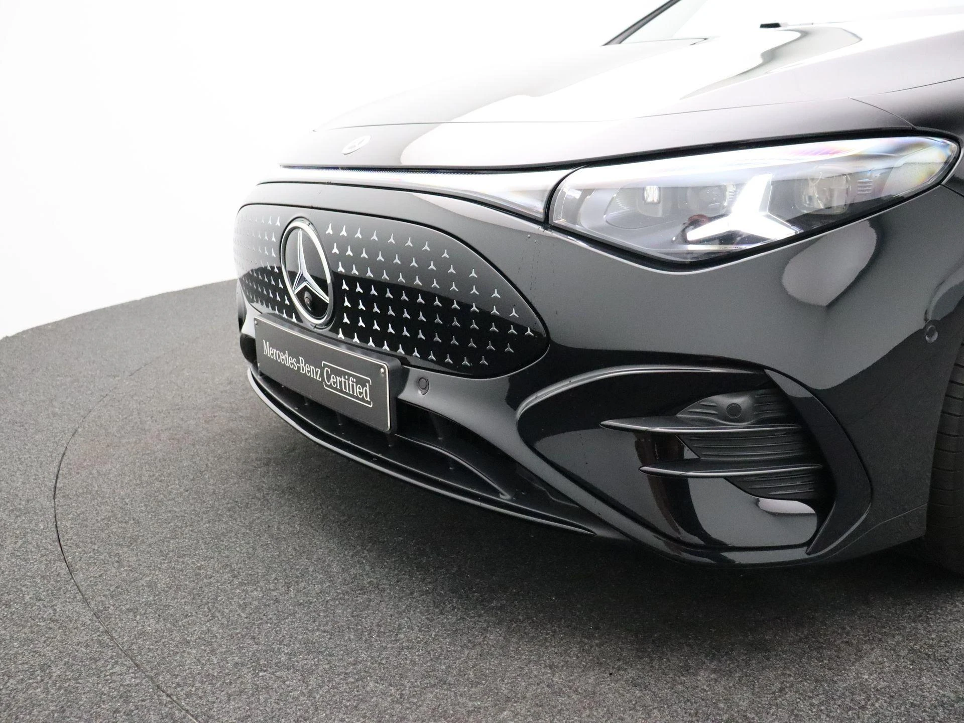 Mercedes-Benz-CLA-image-27
