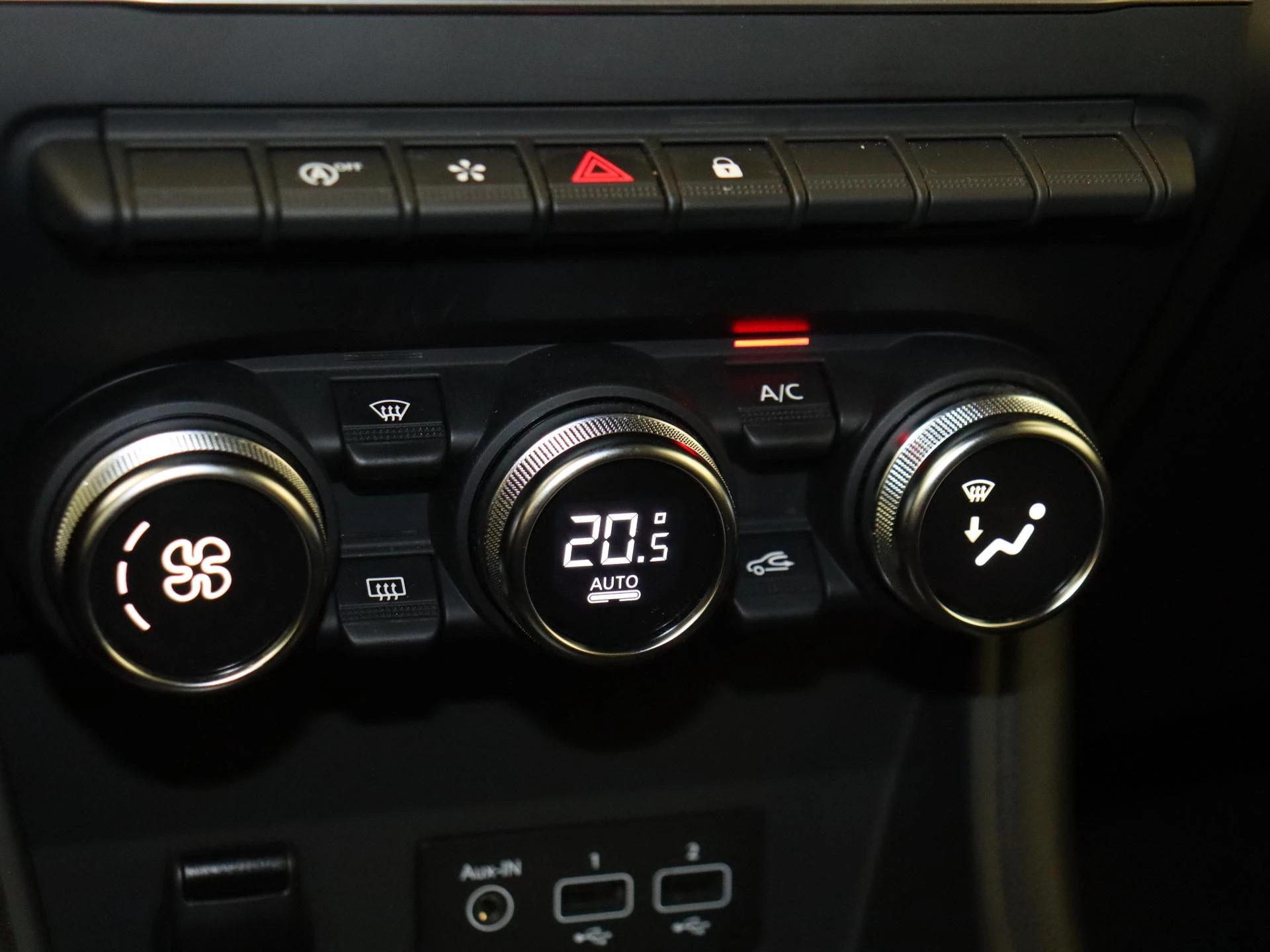 Renault-Captur-image-22