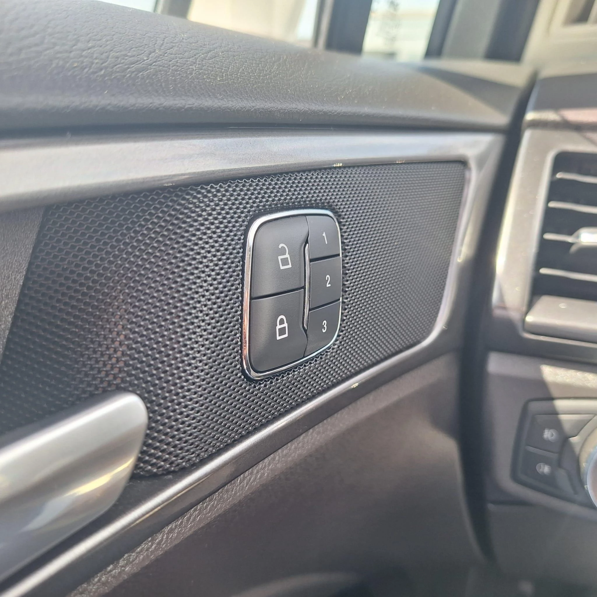 Ford Mondeo Wagon 2.0 IVCT HEV Titanium