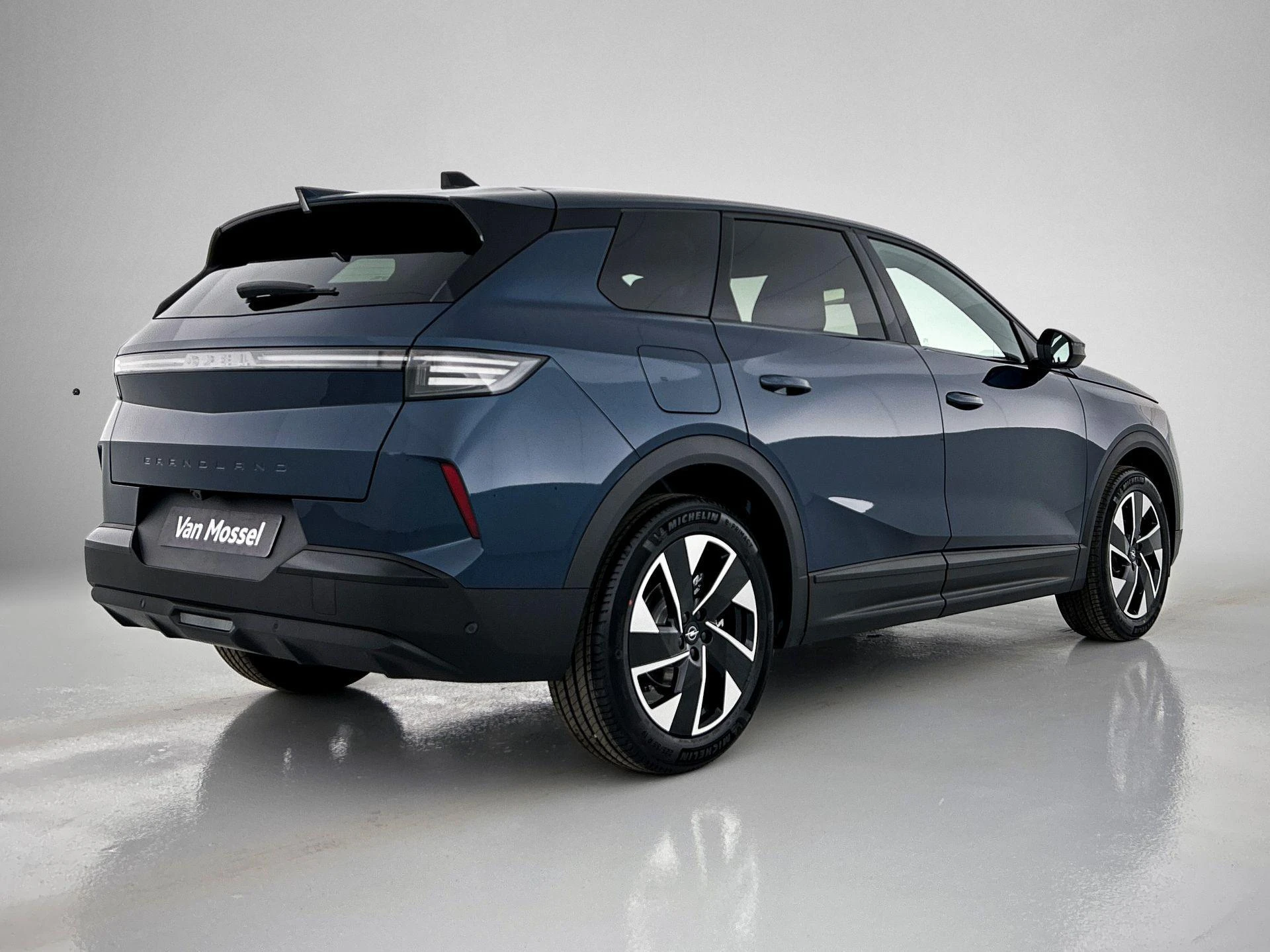 Opel-Grandland-image-1