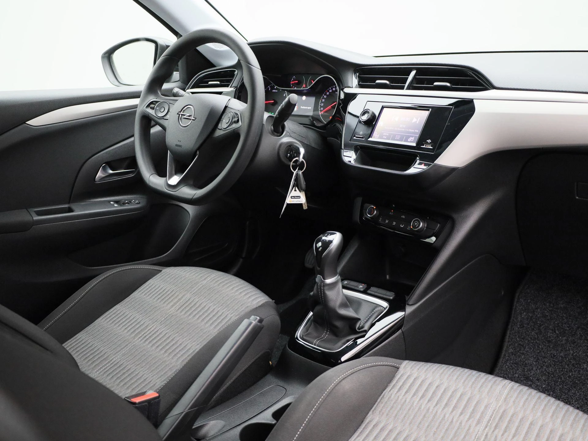 Opel-Corsa-image-31