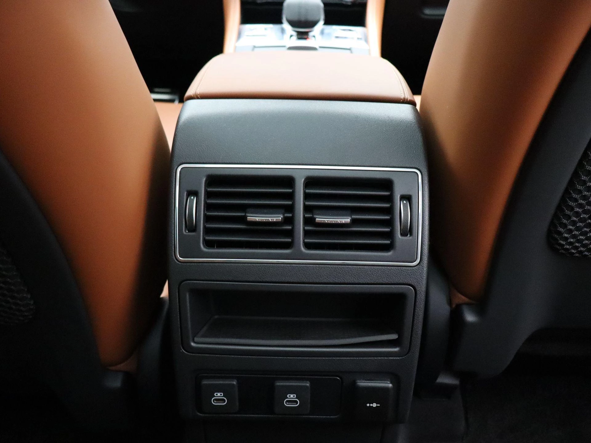 Jaguar F-PACE P400e PHEV R-Dynamic HSE 90th Ann. Edition