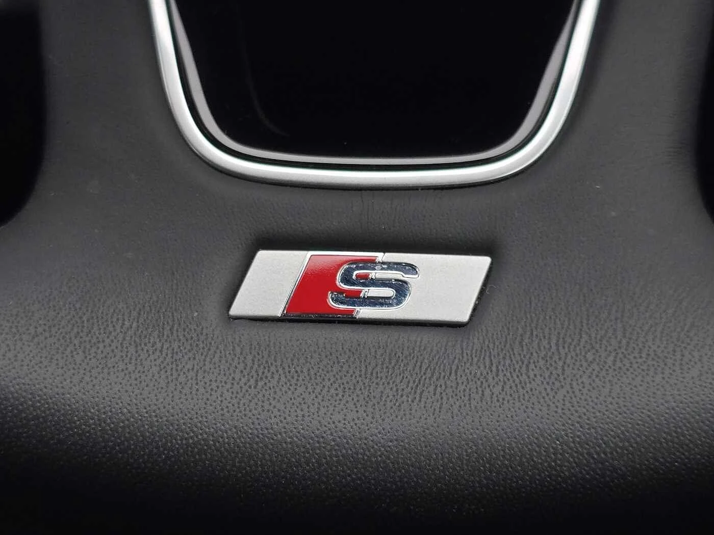 Audi-A4-image-14