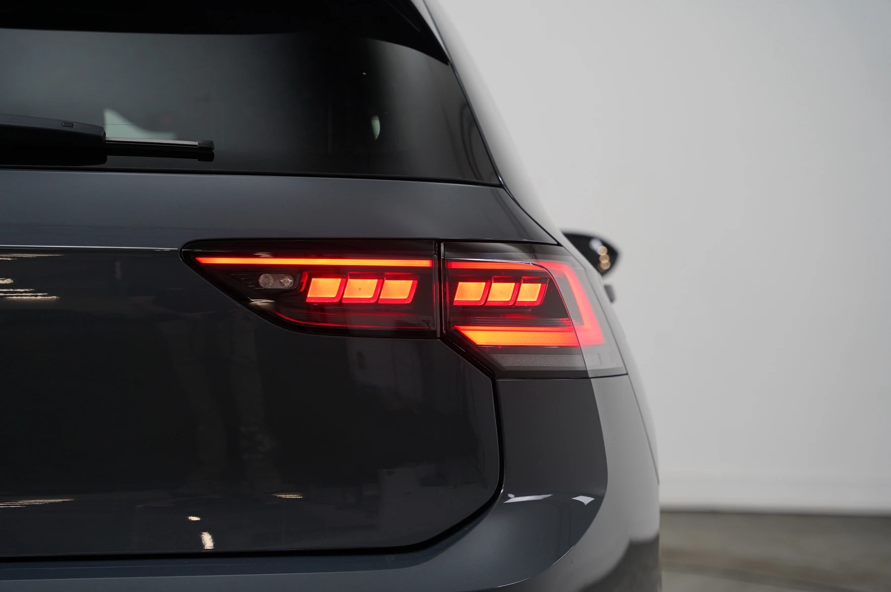 Volkswagen-Golf-image-32