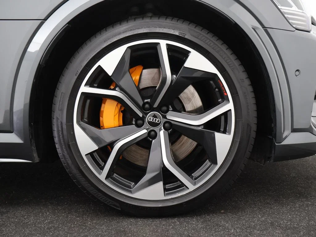 Audi-e-tron-image-8