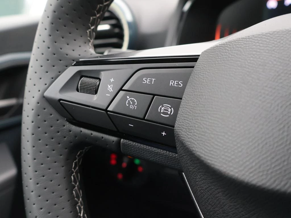 SEAT Ibiza 2026 Ibiza Play Plus 1.0 TSI 95PK *VIRTUAL COCKPIT*CAMERA*PDC*APP-CONNECT*NAVI*...*