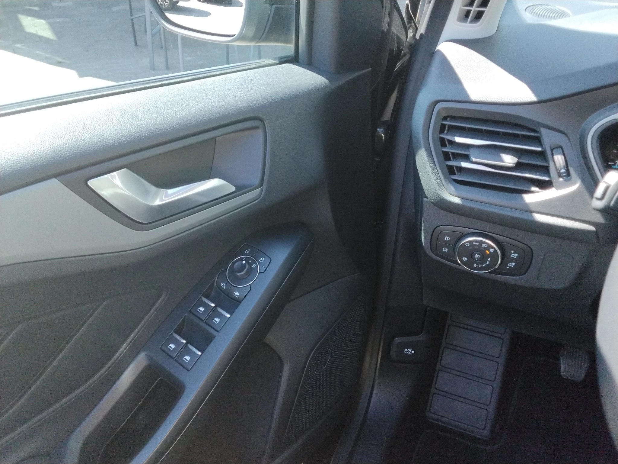 Ford Focus Titanium Limousine Mild-Hybrid