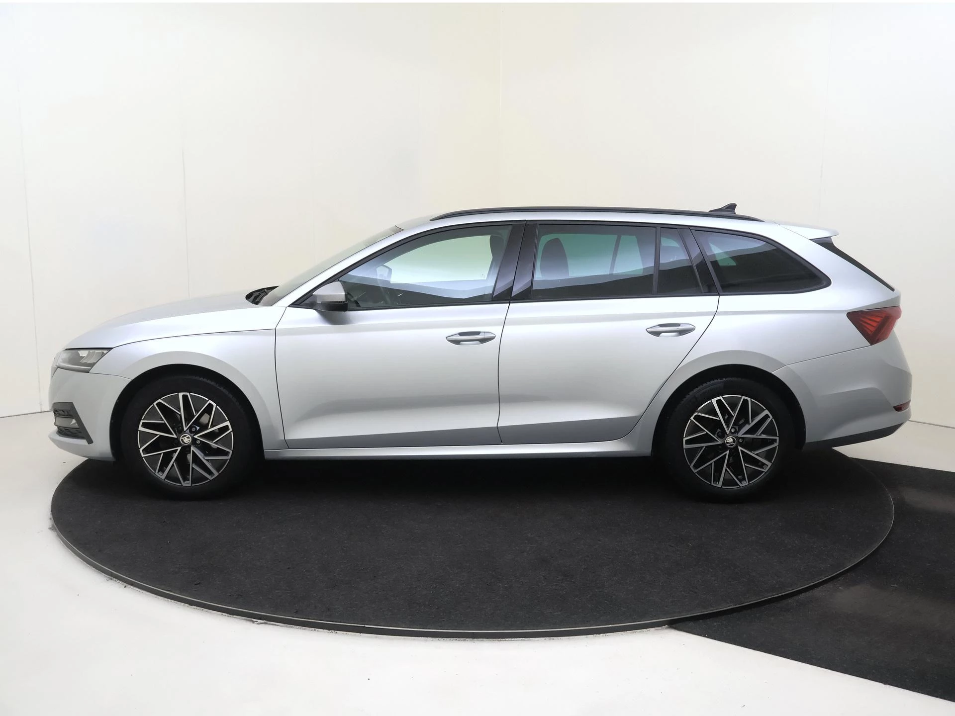 Škoda Octavia Combi 1.5 e-TSI Business Edition Plus 150PK