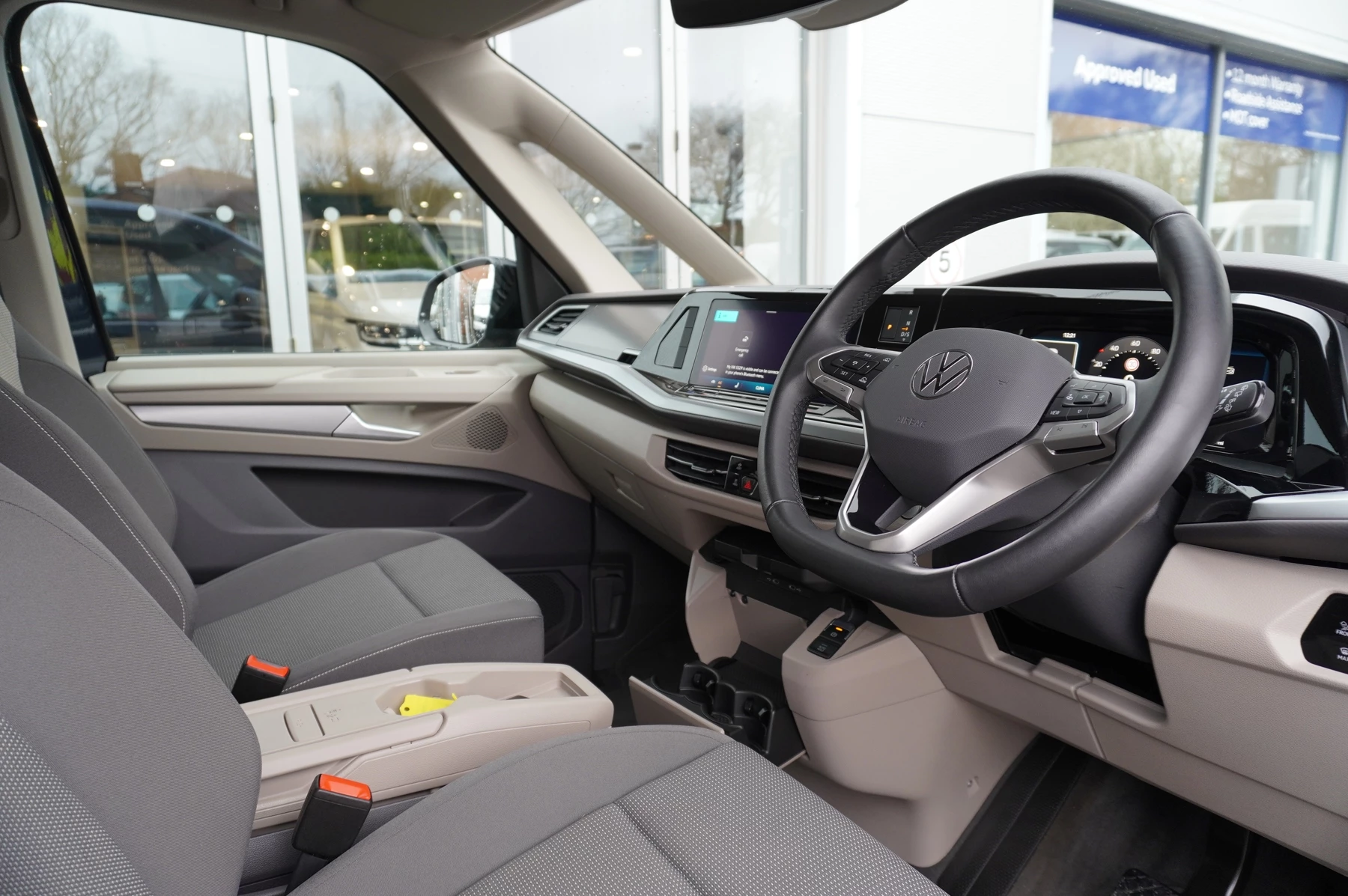 Volkswagen Multivan 2.0 TDI Life 5dr DSG