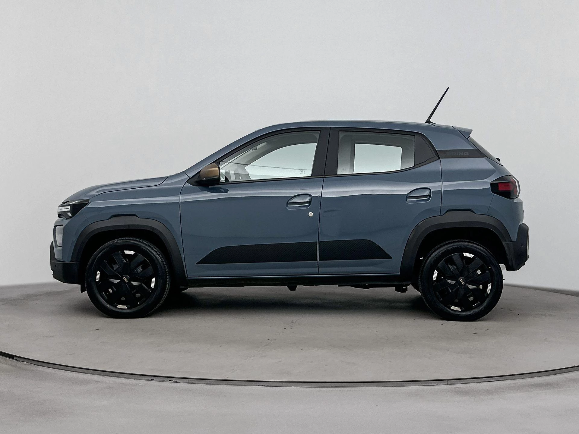 Dacia-Spring-image-2