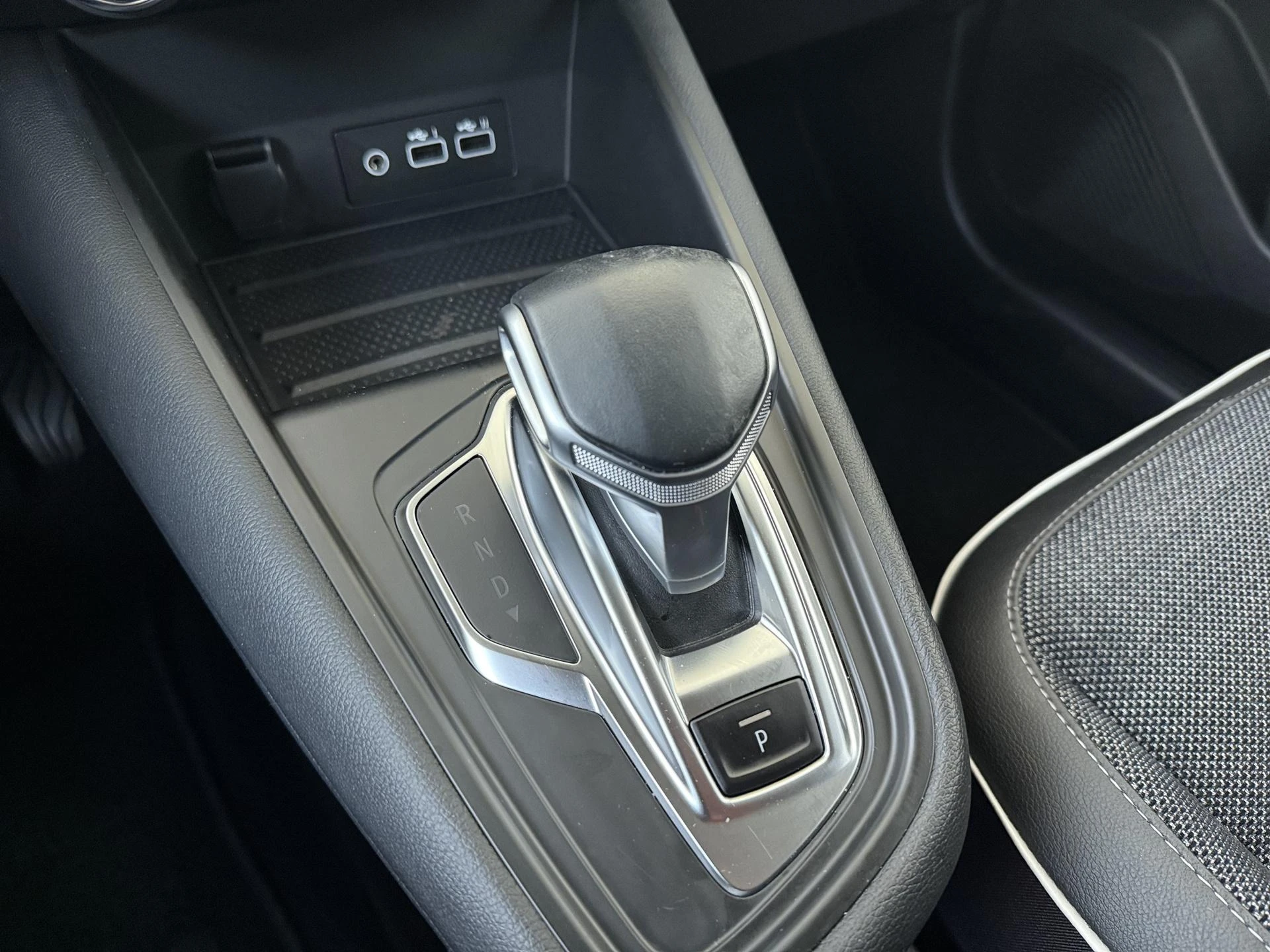 Renault-Captur-image-13