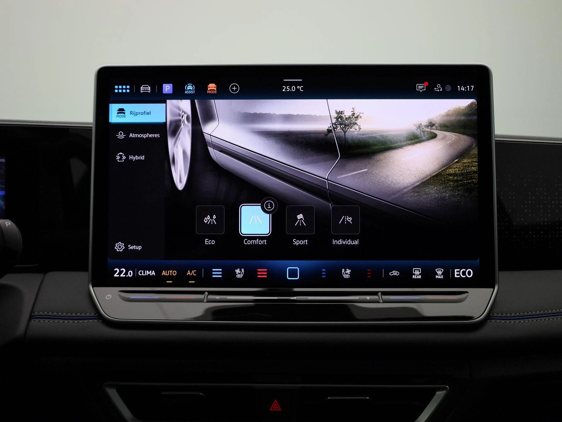 Volkswagen-Tiguan-image-33