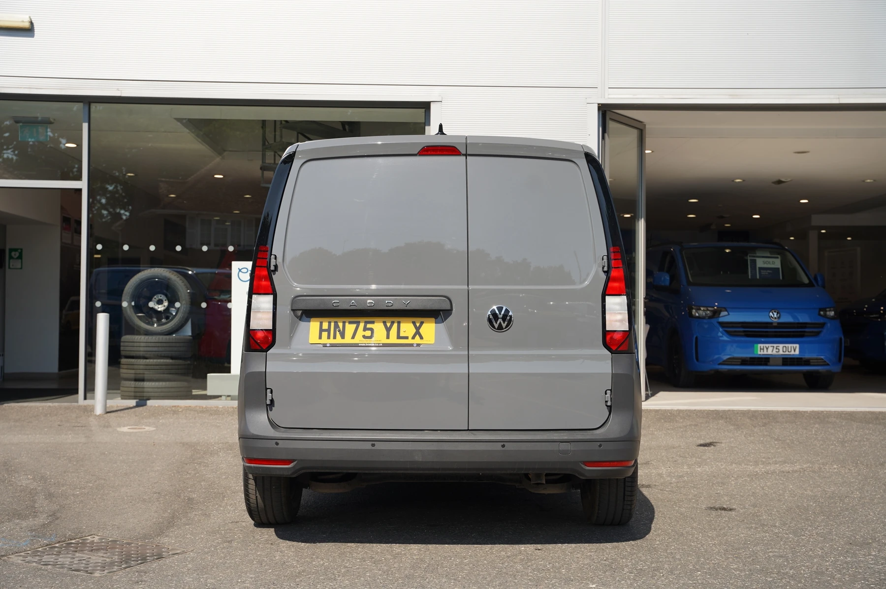 Volkswagen-Caddy-image-10