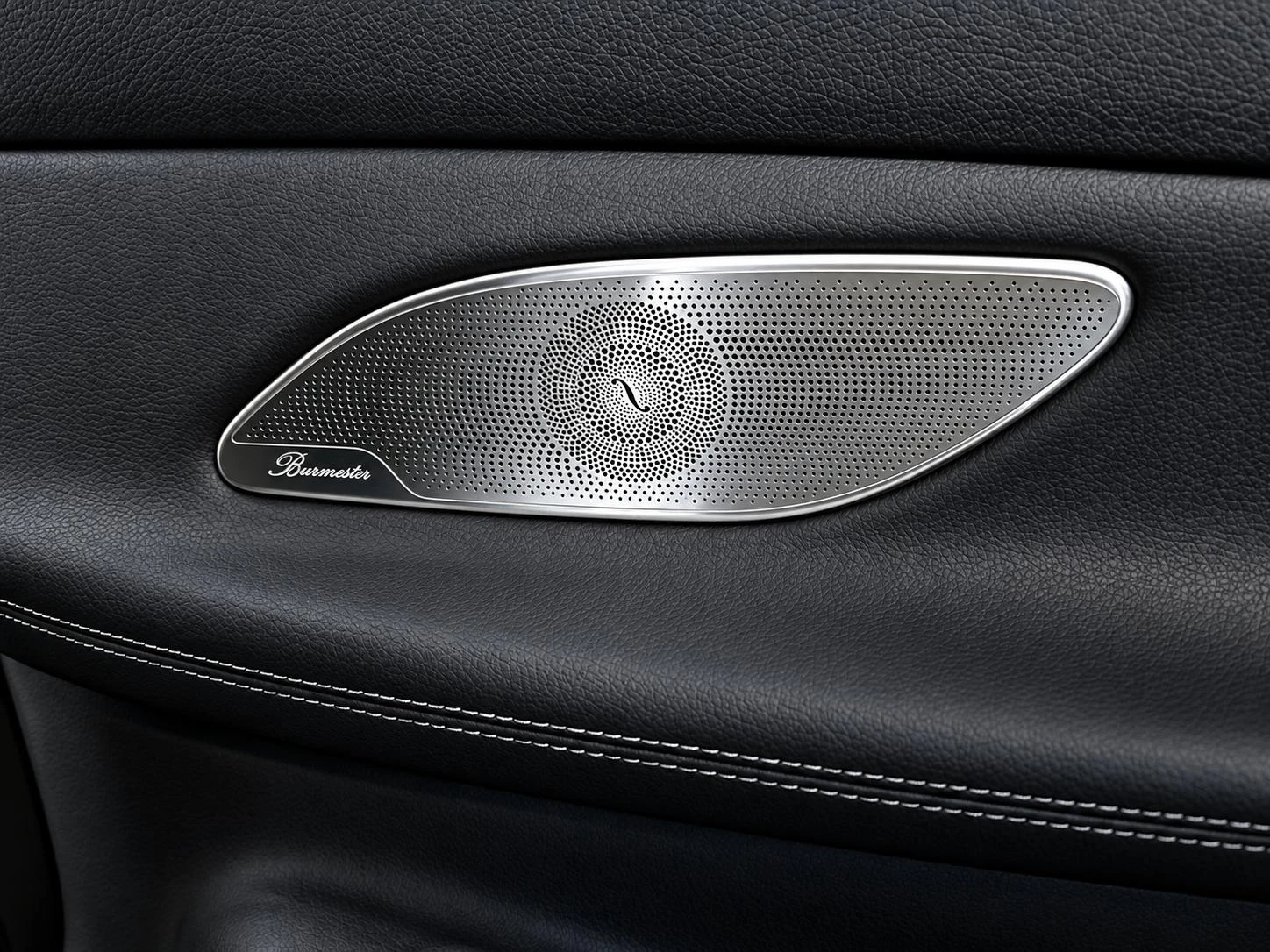 Mercedes-Benz-E-Klasse-image-17