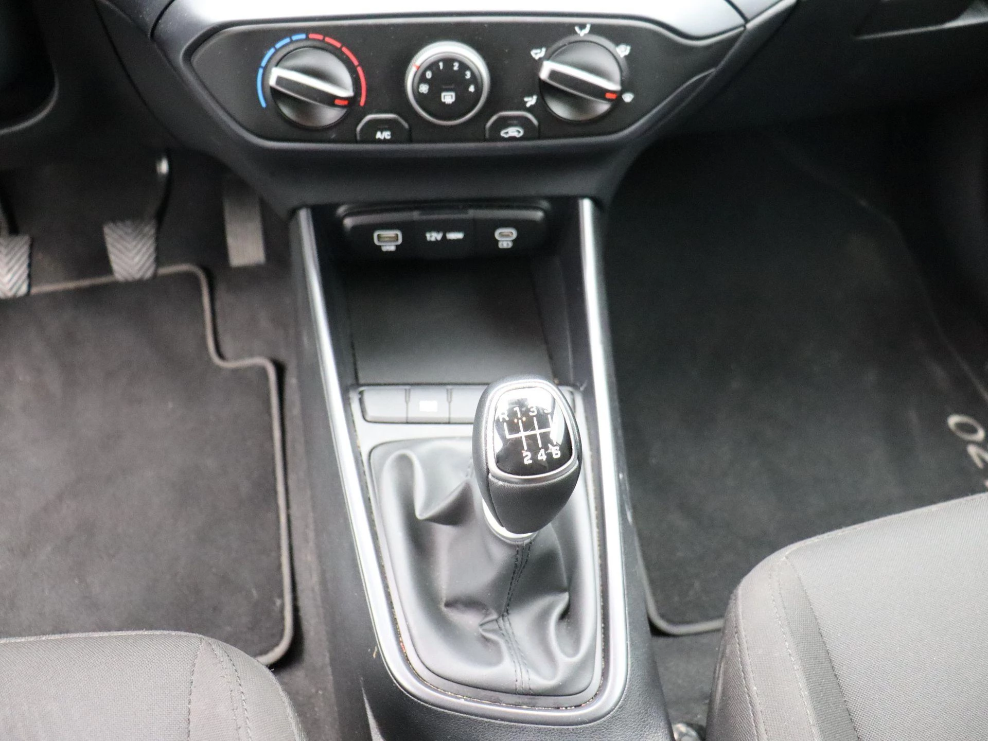 Hyundai-i20-image-10